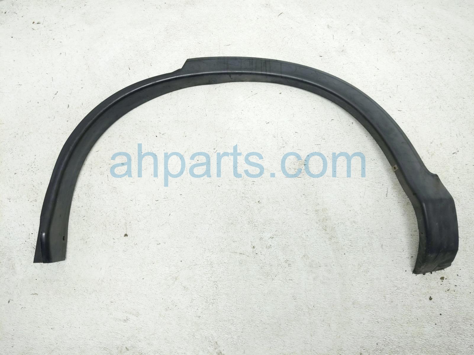 Honda RR/LH WHEEL ARCH / FENDER FLARE- BLK Honda RR/LH WHEEL ARCH / FENDER FLARE- BLK