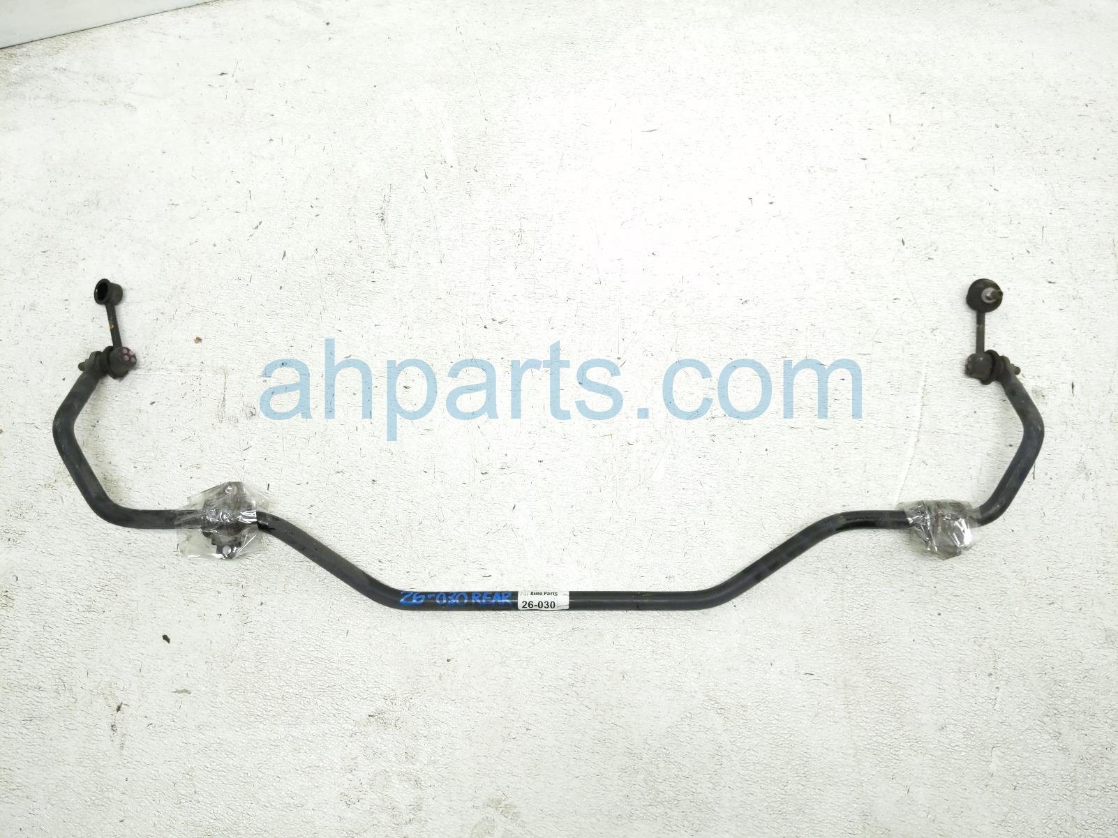 2013 Honda CR V Rear Stabilizer / Sway Bar 51300 T0G 305 Replacement 2013 Honda CR V Rear Stabilizer / Sway Bar 51300 T0G 305 Replacement thumbnail