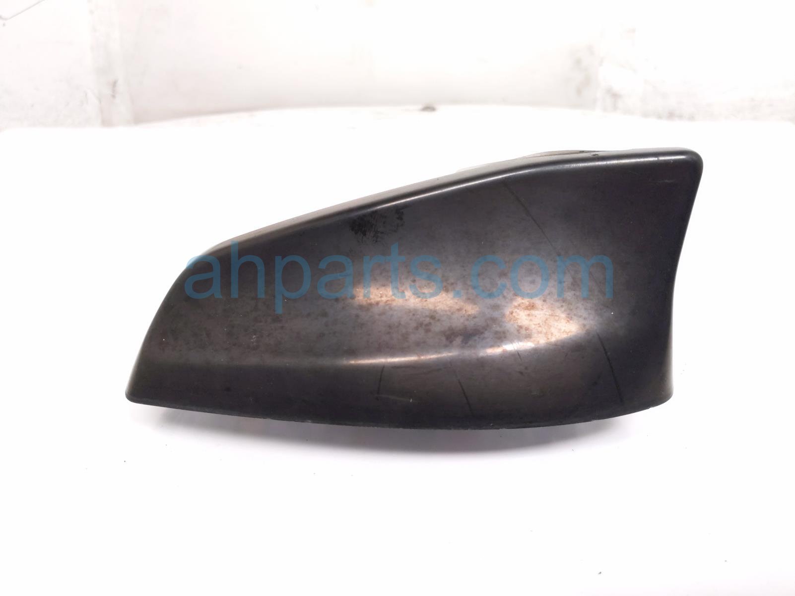 2020 Land Rover Range Rover Sport Roof Antenna Assy Black LR117613 Replacement 2020 Land Rover Range Rover Sport Roof Antenna Assy Black LR117613 Replacement thumbnail