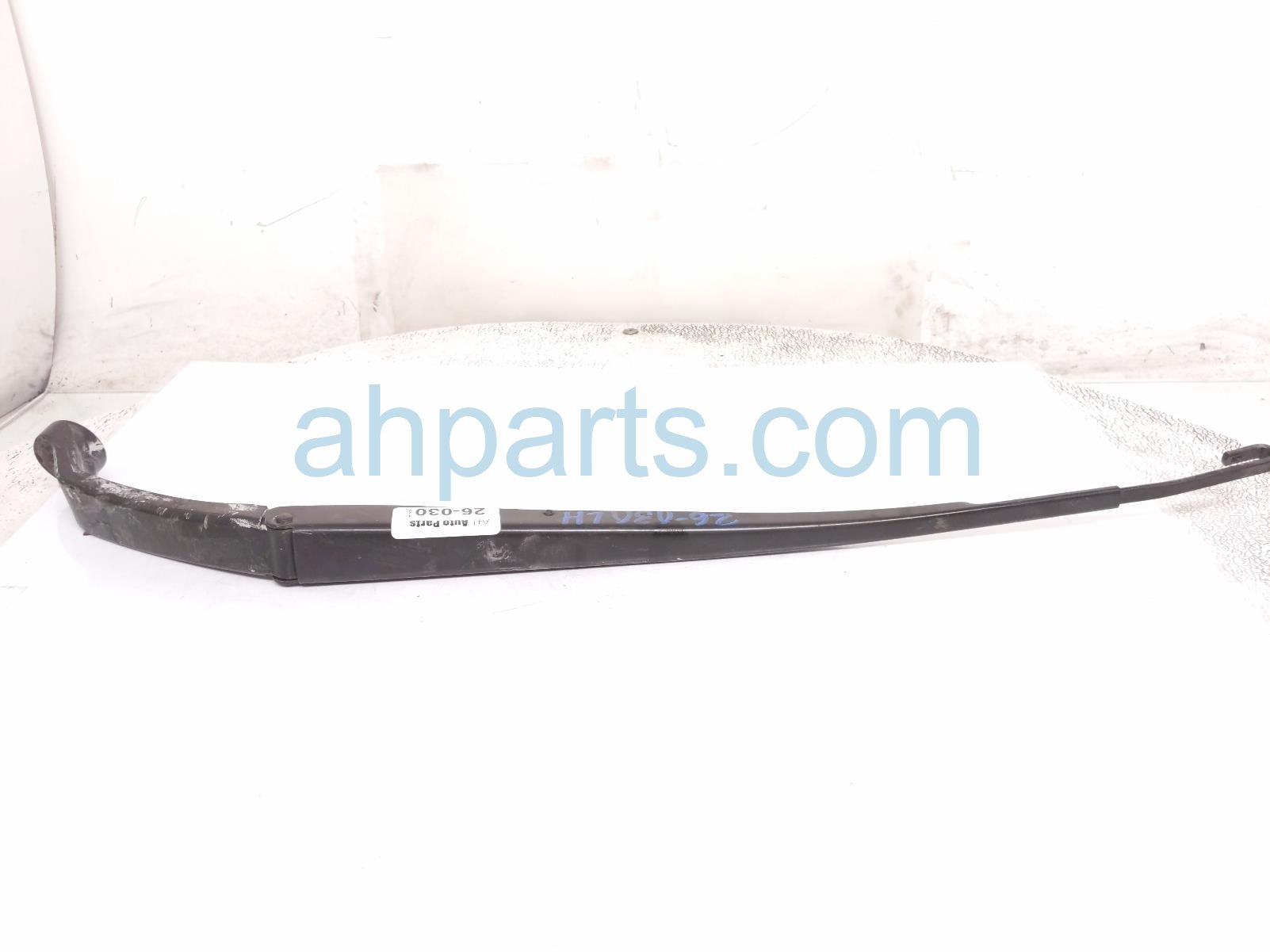 2013 Honda CR V Driver Windshield Wiper Arm 76600 T0A A01 Replacement 2013 Honda CR V Driver Windshield Wiper Arm 76600 T0A A01 Replacement thumbnail
