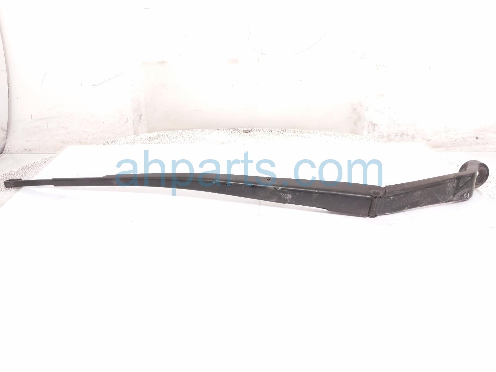 2013 Honda CR V Driver Windshield Wiper Arm 76600 T0A A01 Replacement 2013 Honda CR V Driver Windshield Wiper Arm 76600 T0A A01 Replacement thumbnail