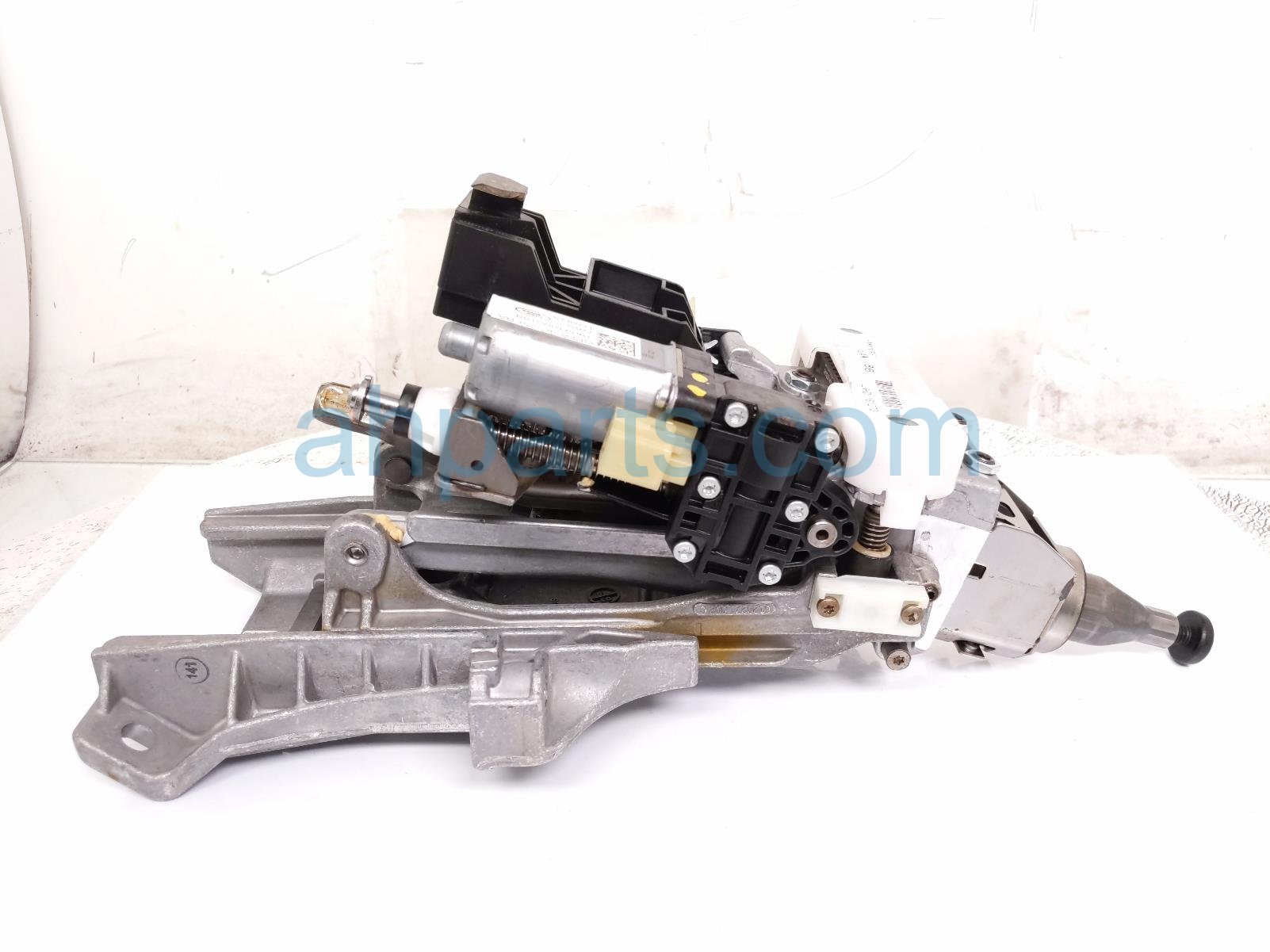 2020 Land Rover Range Rover Sport Shaft Steering Column Assy LR081615 Replacement 2020 Land Rover Range Rover Sport Shaft Steering Column Assy LR081615 Replacement thumbnail