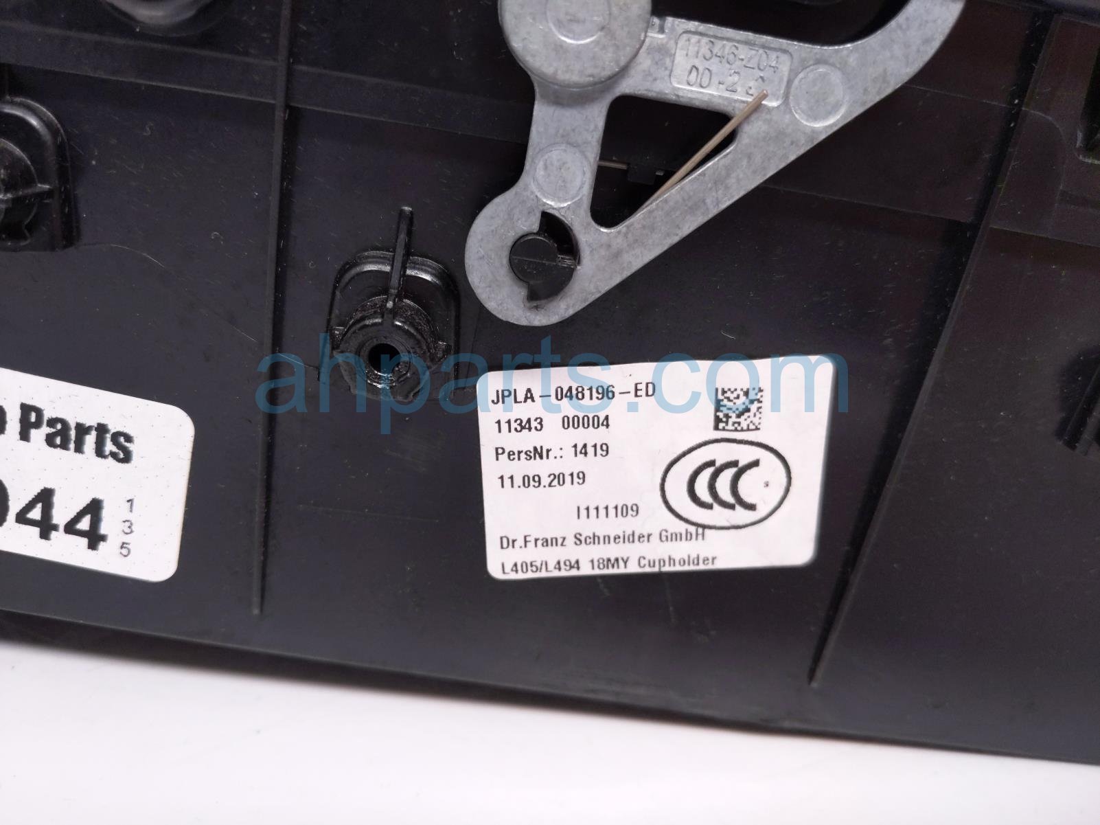2020 Land Rover Range Rover Sport Center Console Cup Hld Box blk LR159344 Replacement 2020 Land Rover Range Rover Sport Center Console Cup Hld Box blk LR159344 Replacement thumbnail