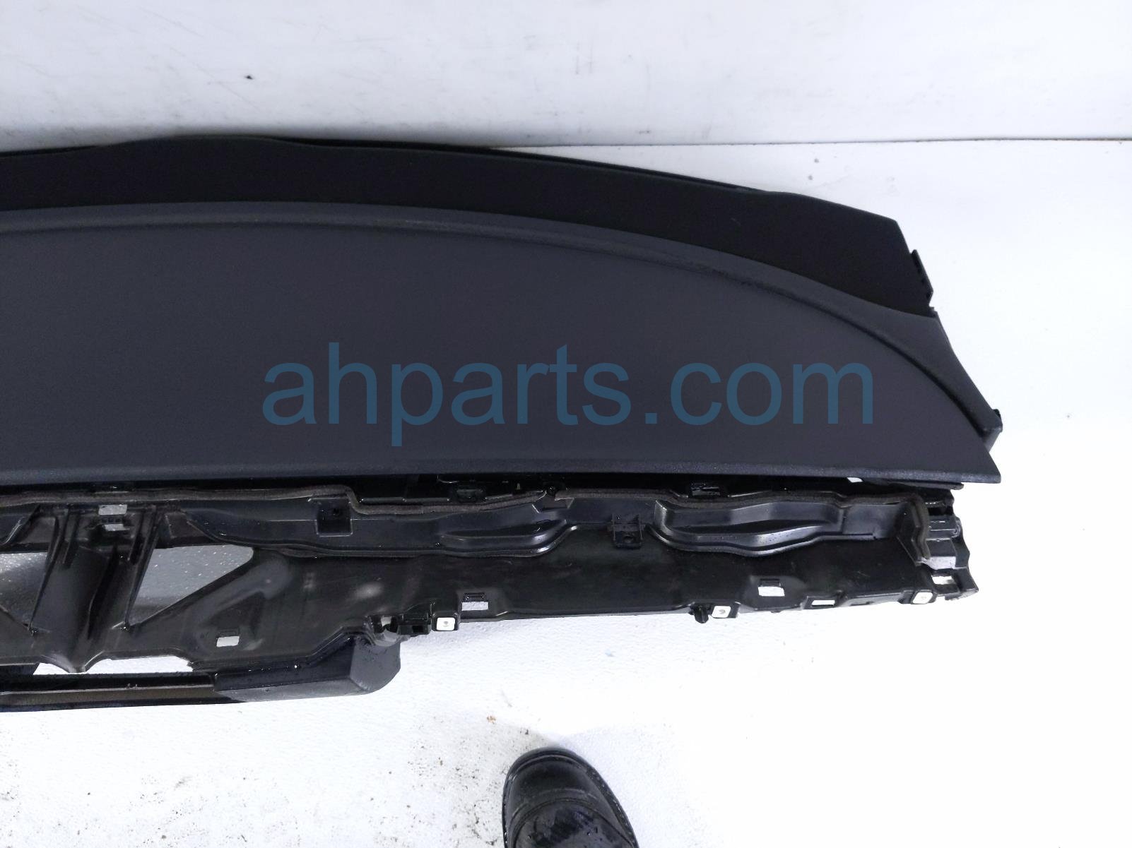 2019 Tesla Tesla 3 Dashboard W/ Airbag Black 1077823 00 G Replacement 2019 Tesla Tesla 3 Dashboard W/ Airbag Black 1077823 00 G Replacement thumbnail