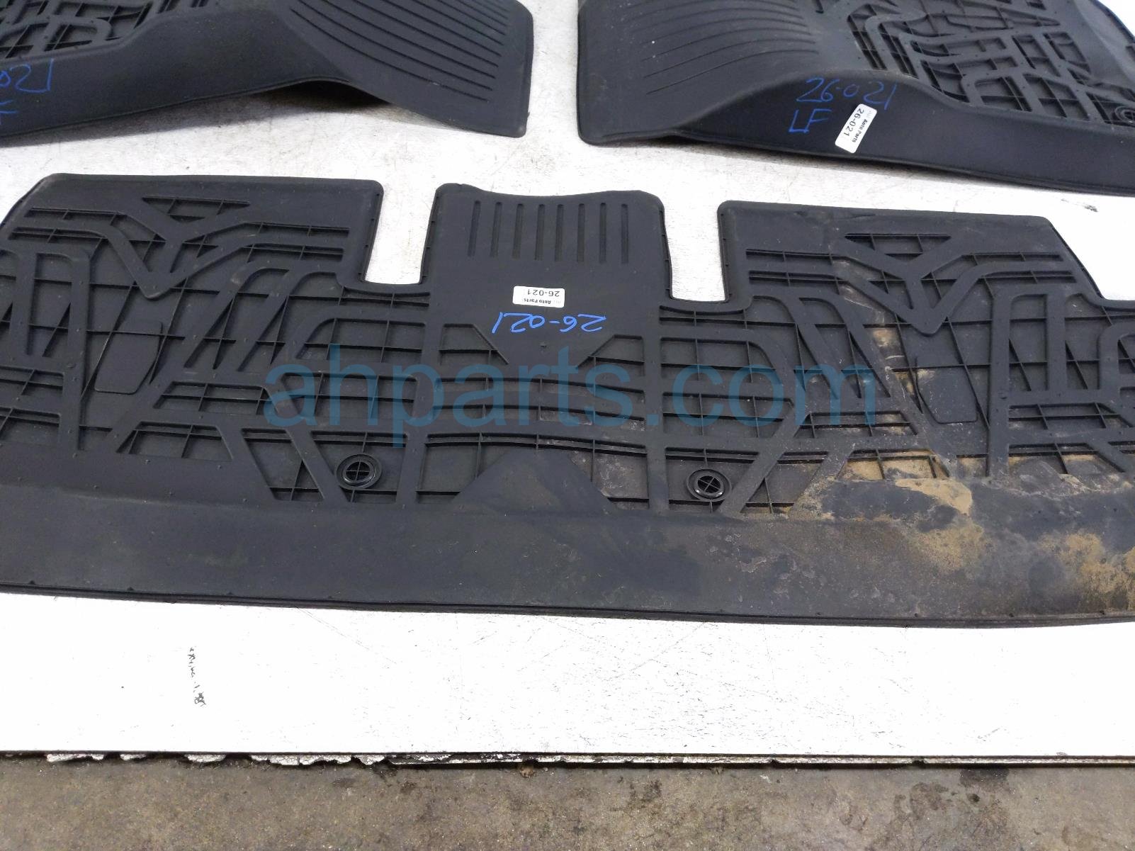 2019 Tesla Tesla 3 Set Of 4 Floor Mats Black Cloth 1127267 00 E Replacement 2019 Tesla Tesla 3 Set Of 4 Floor Mats Black Cloth 1127267 00 E Replacement thumbnail