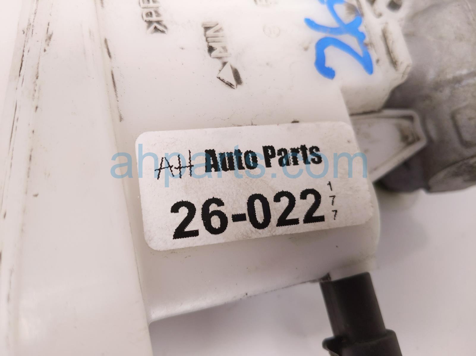 2018 Jeep Renegade Brake Master Cylinder W/reservoir 68263298AA Replacement 2018 Jeep Renegade Brake Master Cylinder W/reservoir 68263298AA Replacement thumbnail