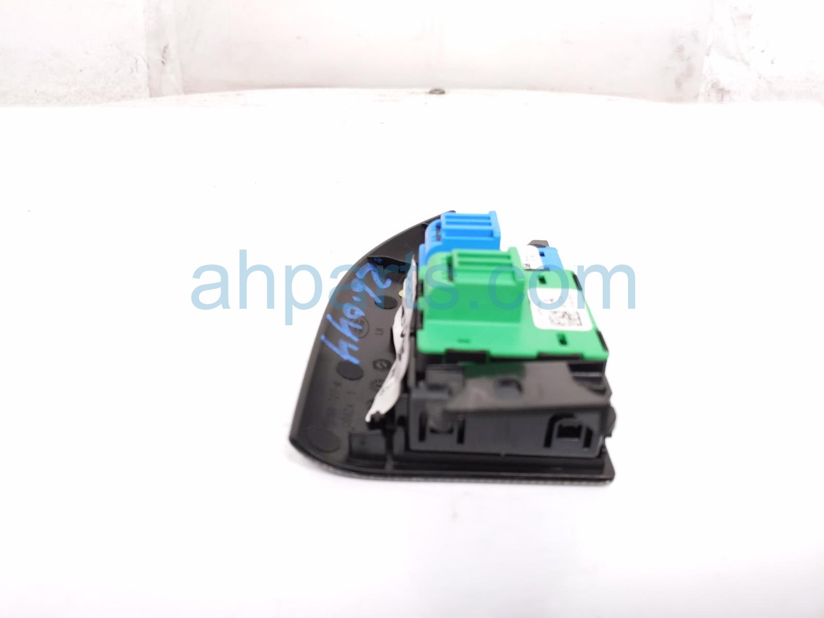 2020 Land Rover Range Rover Sport Power Window / Control Driver Door Lock & Mem Seat Switch FK72 14776 AA Replacement 2020 Land Rover Range Rover Sport Power Window / Control Driver Door Lock & Mem Seat Switch FK72 14776 AA Replacement thumbnail