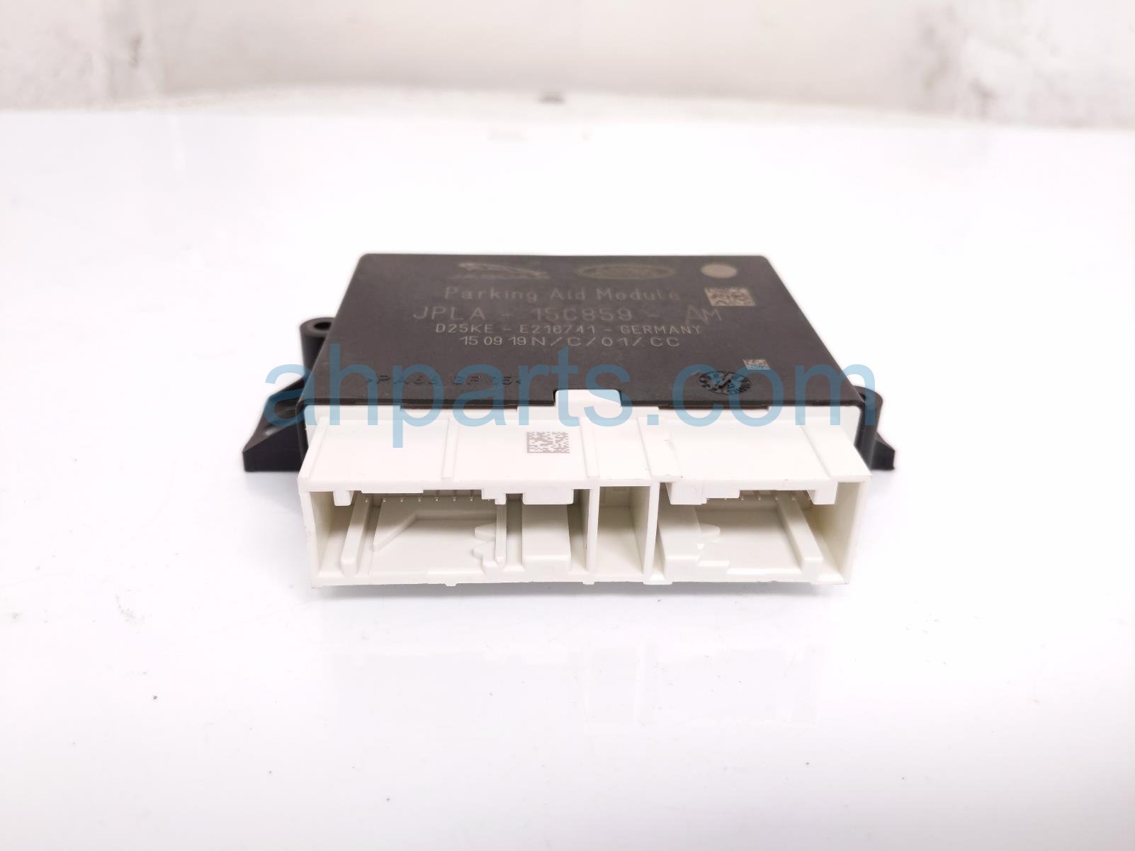 2020 Land Rover Range Rover Sport Parking Aid Ctrl Mod Rear Passenger JPLA 15C859 AM Replacement 2020 Land Rover Range Rover Sport Parking Aid Ctrl Mod Rear Passenger JPLA 15C859 AM Replacement thumbnail