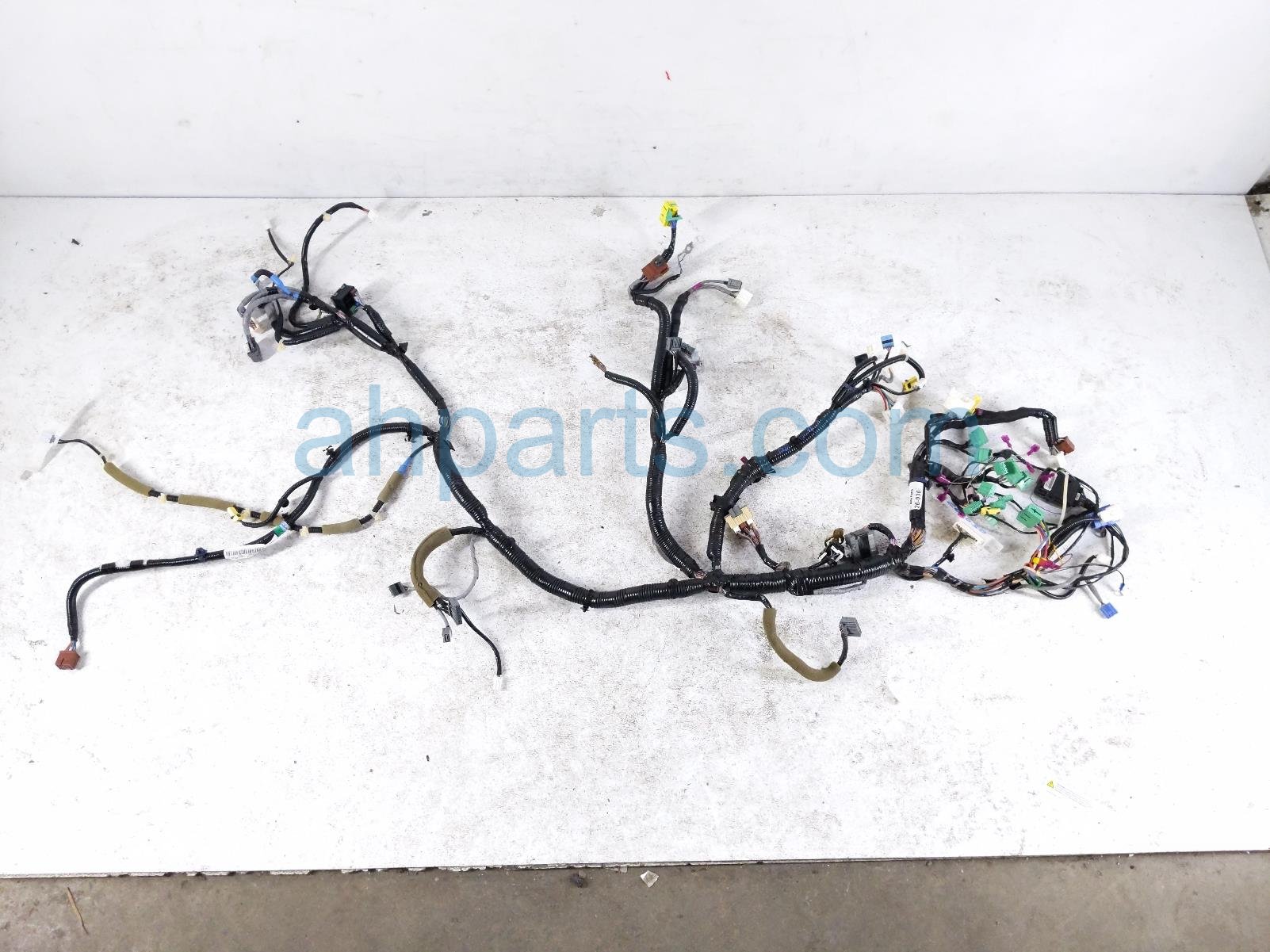 INSTRUMENT PANEL WIRE HARNESS