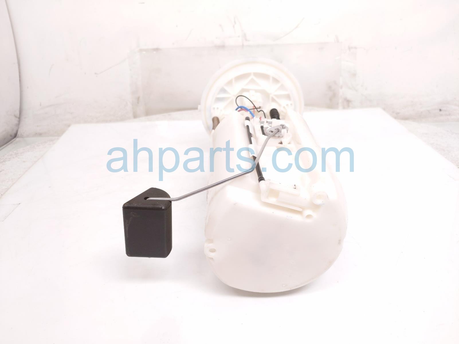 2019 Toyota Tacoma Gas / Fuel Pump (tank Mounted) 77020 04090 Replacement 2019 Toyota Tacoma Gas / Fuel Pump (tank Mounted) 77020 04090 Replacement thumbnail