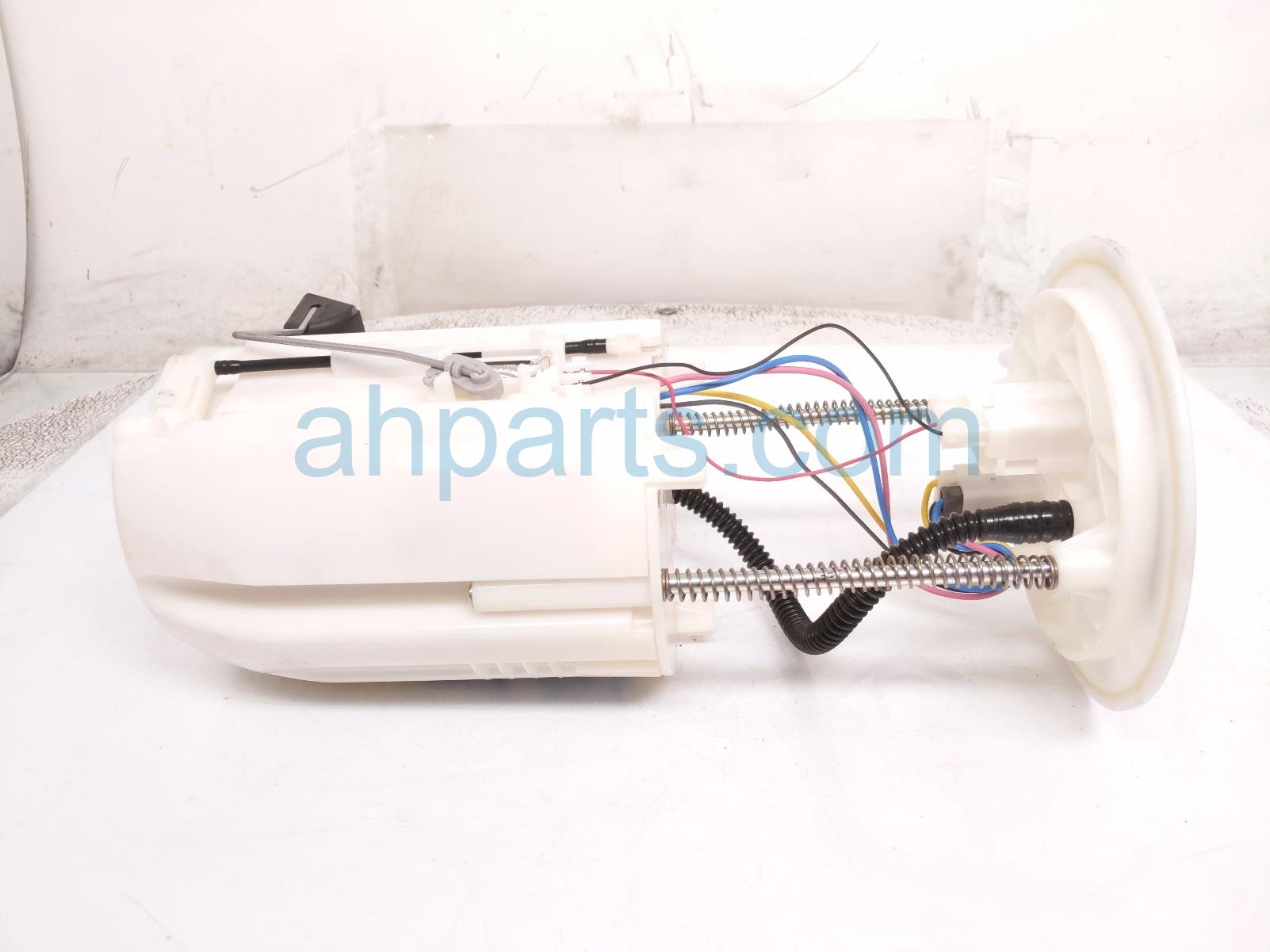 2019 Toyota Tacoma Gas / Fuel Pump (tank Mounted) 77020 04090 Replacement 2019 Toyota Tacoma Gas / Fuel Pump (tank Mounted) 77020 04090 Replacement thumbnail