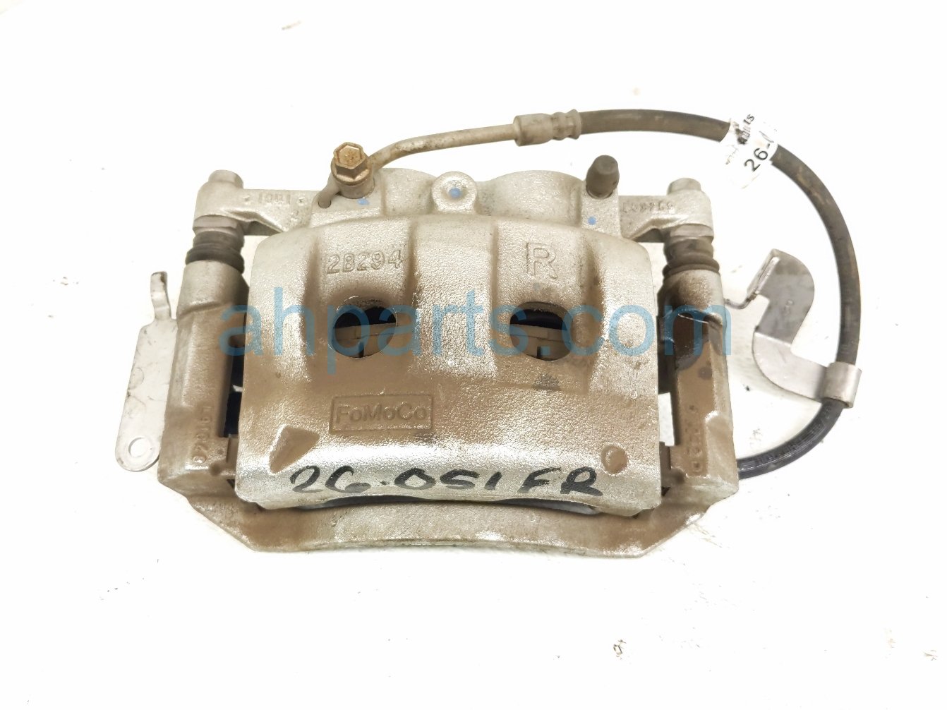 $85 Ford FR/RH BRAKE CALIPER