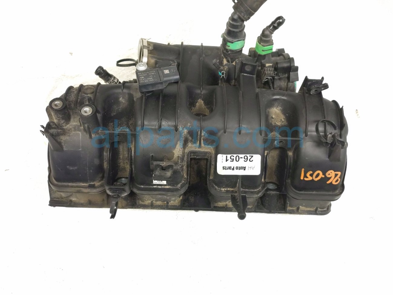 $85 Ford INTAKE MANIFOLD