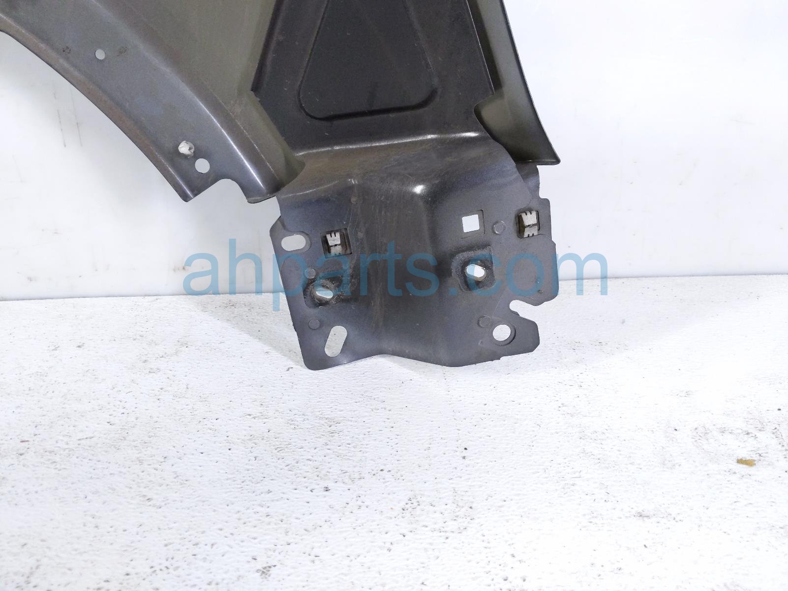 2021 Ford Ranger Front Driver Fender Grey LB3Z 16006 A Replacement 2021 Ford Ranger Front Driver Fender Grey LB3Z 16006 A Replacement thumbnail