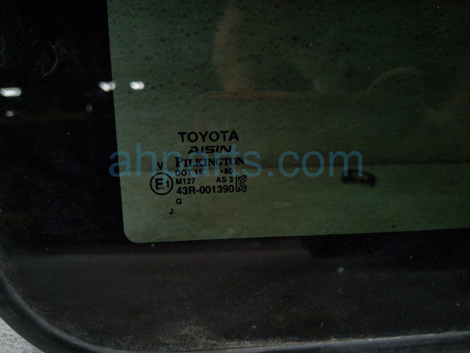 2021 Toyota Sienna Sunroof / Sun Roof Glass Window 63201 08060 Replacement 2021 Toyota Sienna Sunroof / Sun Roof Glass Window 63201 08060 Replacement thumbnail