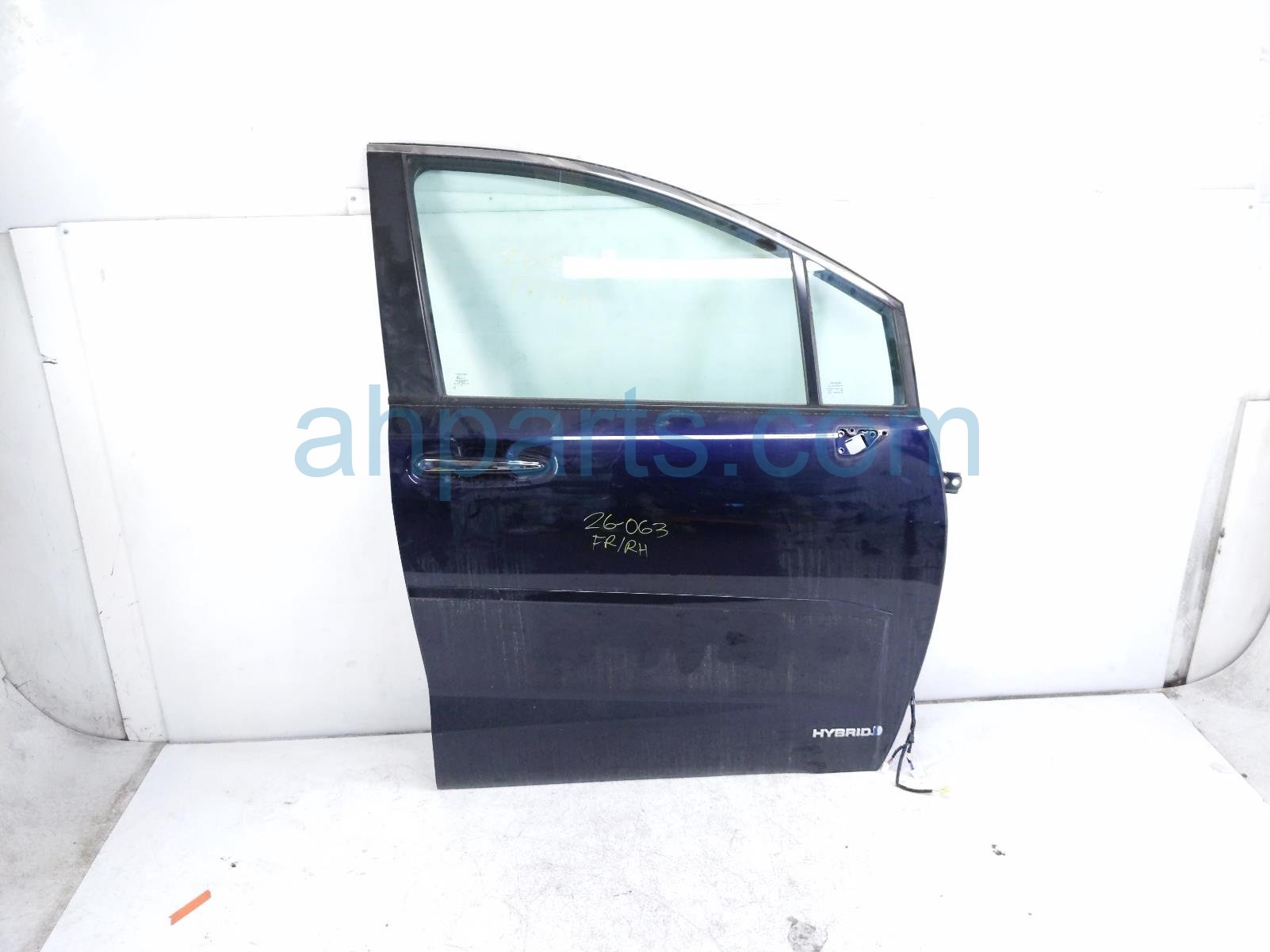 Toyota FR/RH DOOR - BLUE - NO MIRROR/TRIM