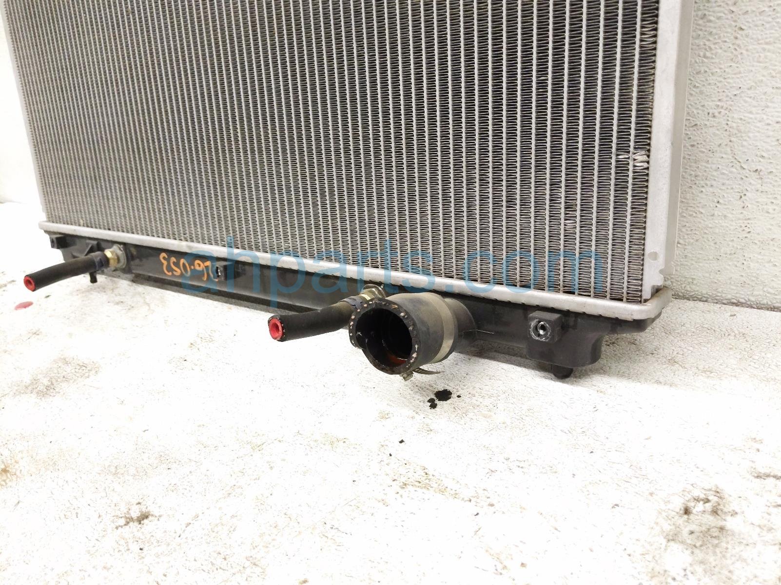 2001 Lexus Ls430 Radiator 16400 50231 Replacement 2001 Lexus Ls430 Radiator 16400 50231 Replacement thumbnail