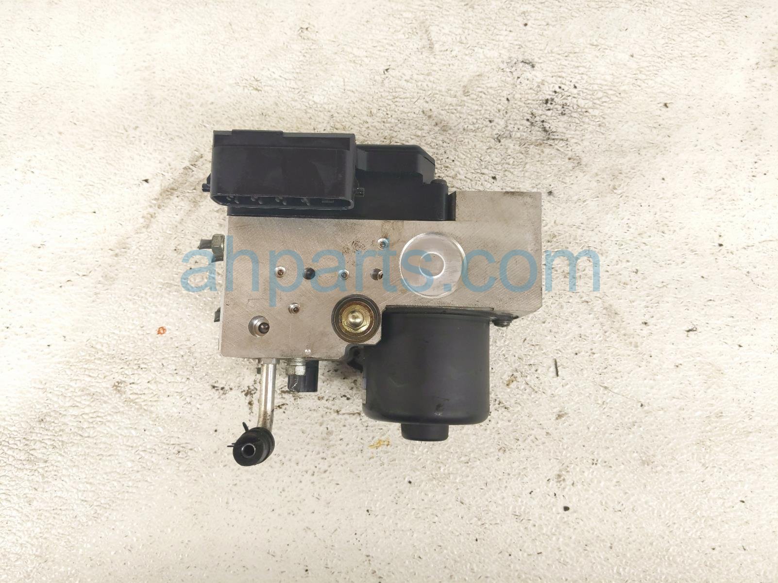 2001 Lexus Ls430 (anti Lock Brake) Abs/vsa Pump Modulator 44050 50020 Replacement 2001 Lexus Ls430 (anti Lock Brake) Abs/vsa Pump Modulator 44050 50020 Replacement thumbnail
