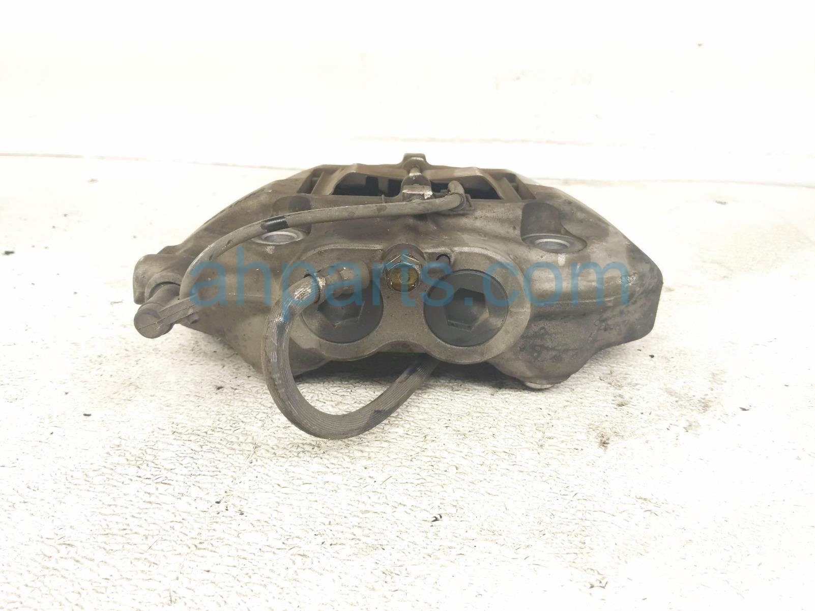 2001 Lexus Ls430 Core Core Front Passenger Brake Caliper 47730 50150 Replacement 2001 Lexus Ls430 Core Core Front Passenger Brake Caliper 47730 50150 Replacement thumbnail