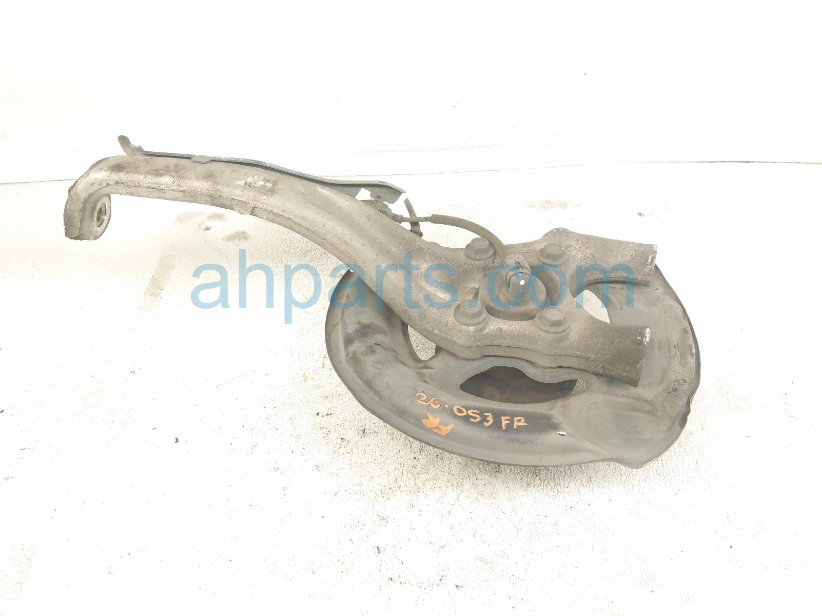 2001 Lexus Ls430 Front Passenger Spindle Knuckle Hub 43201 50010 Replacement 2001 Lexus Ls430 Front Passenger Spindle Knuckle Hub 43201 50010 Replacement thumbnail