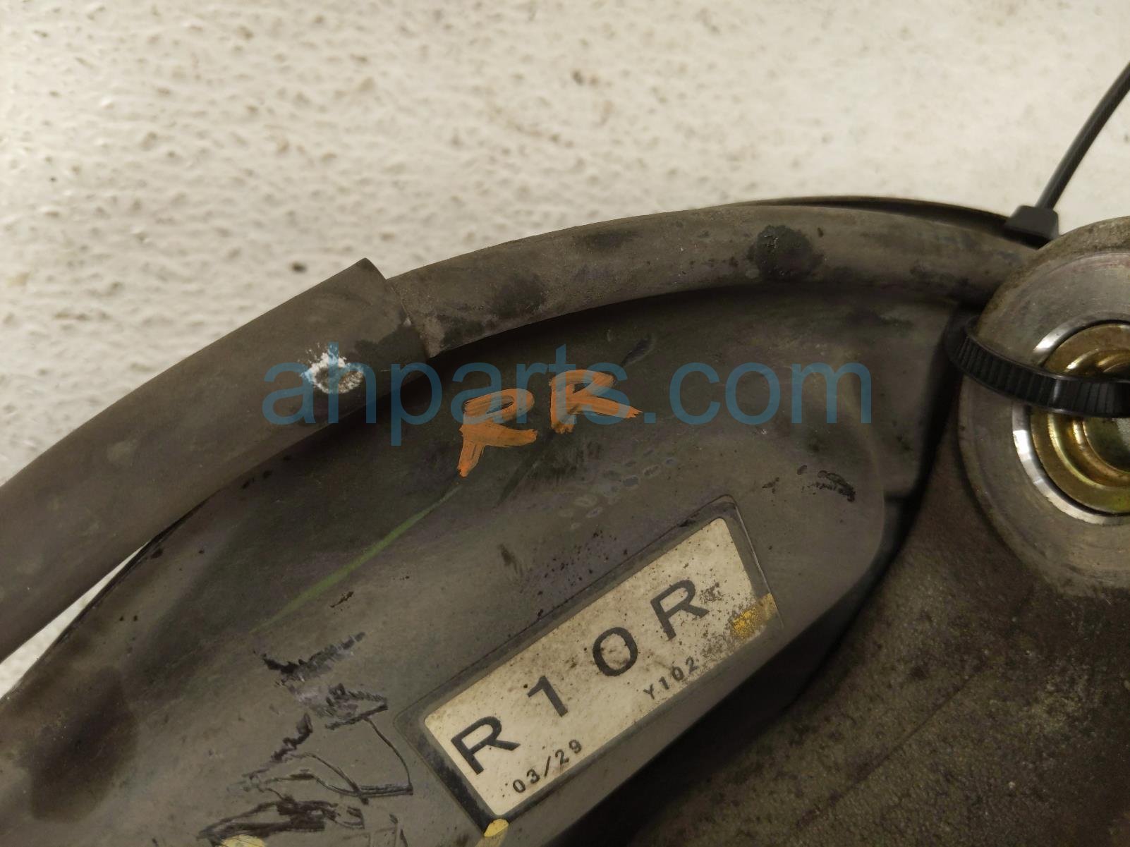 2001 Lexus Ls430 Axle Stub Rear Passenger Spindle Knuckle Hub 42304 50090 Replacement 2001 Lexus Ls430 Axle Stub Rear Passenger Spindle Knuckle Hub 42304 50090 Replacement thumbnail