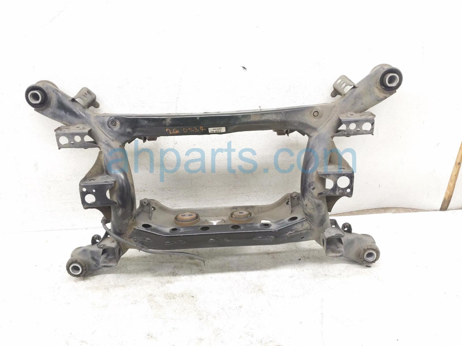 2001 Lexus Ls430 Crossmember Rear Sub Frame / Cradle 51206 50040 Replacement 2001 Lexus Ls430 Crossmember Rear Sub Frame / Cradle 51206 50040 Replacement thumbnail