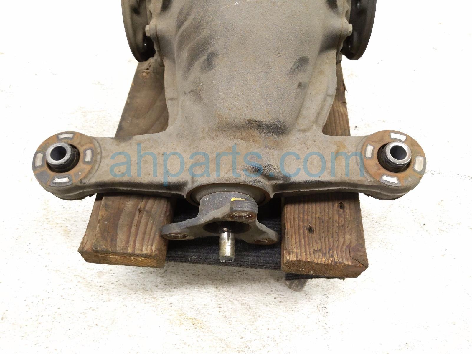 2001 Lexus Ls430 Rear Differential 41110 30820 Replacement 2001 Lexus Ls430 Rear Differential 41110 30820 Replacement thumbnail