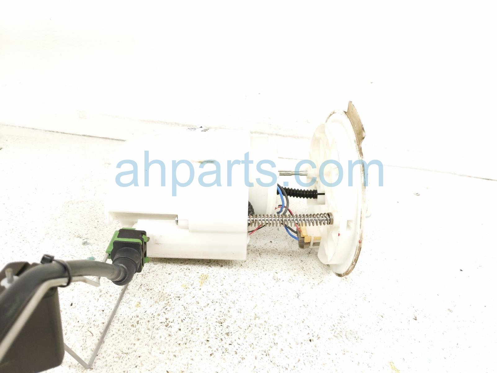 2017 Jeep Wrangler Gas / Fuel Pump (tank Mounted) 68065575AB Replacement 2017 Jeep Wrangler Gas / Fuel Pump (tank Mounted) 68065575AB Replacement thumbnail