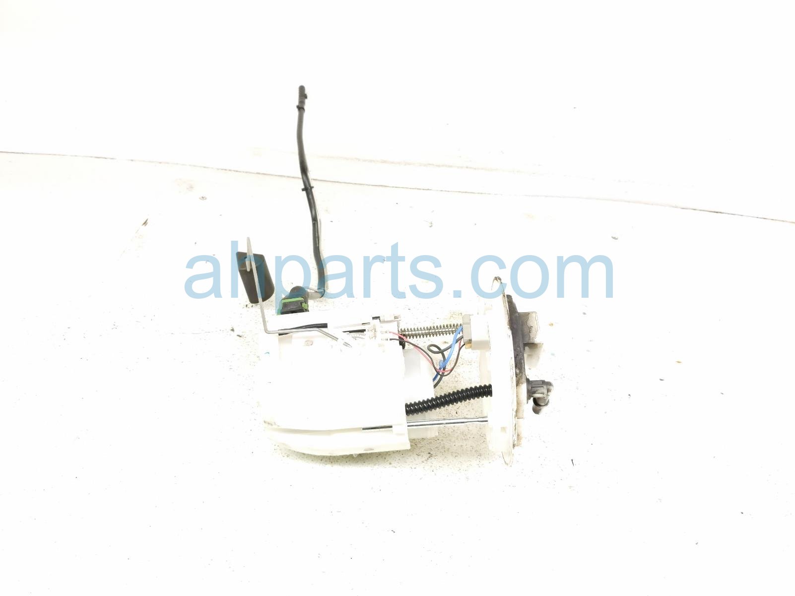 2017 Jeep Wrangler Gas / Fuel Pump (tank Mounted) 68065575AB Replacement 2017 Jeep Wrangler Gas / Fuel Pump (tank Mounted) 68065575AB Replacement thumbnail