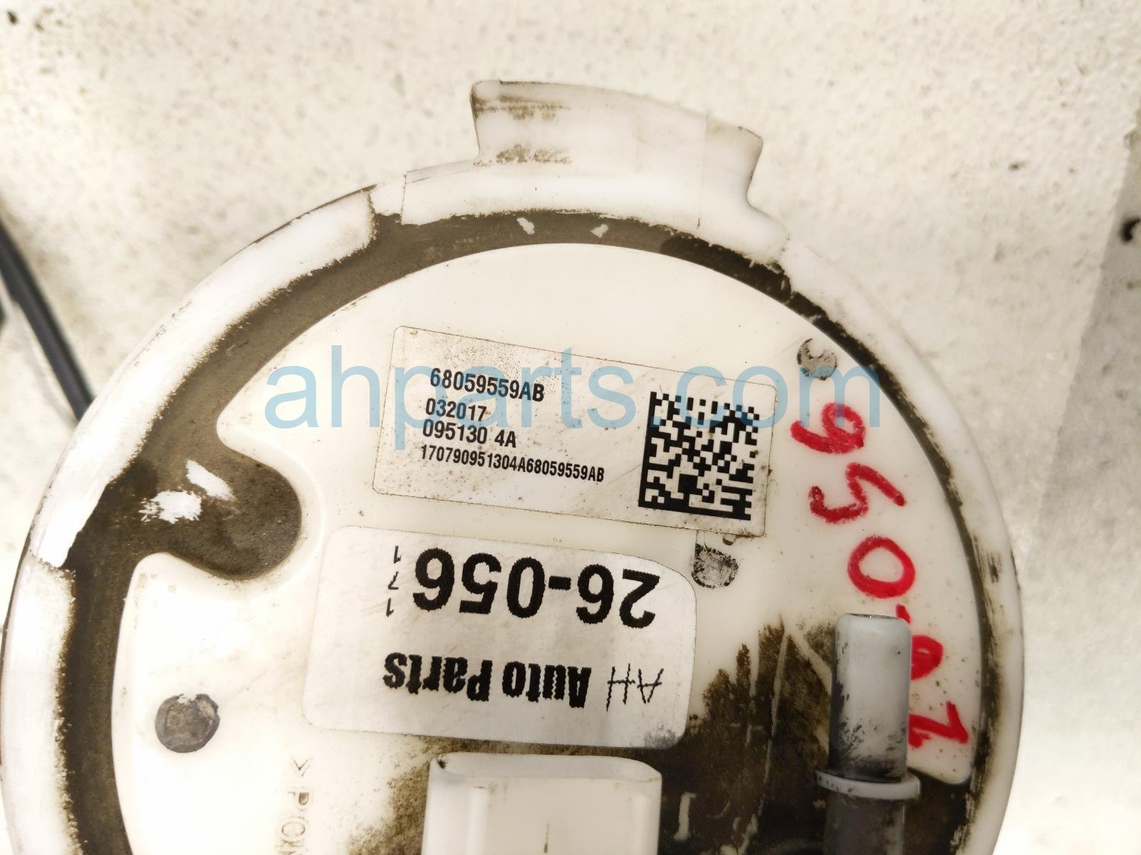 2017 Jeep Wrangler Gas / Fuel Pump (tank Mounted) 68065575AB Replacement 2017 Jeep Wrangler Gas / Fuel Pump (tank Mounted) 68065575AB Replacement thumbnail