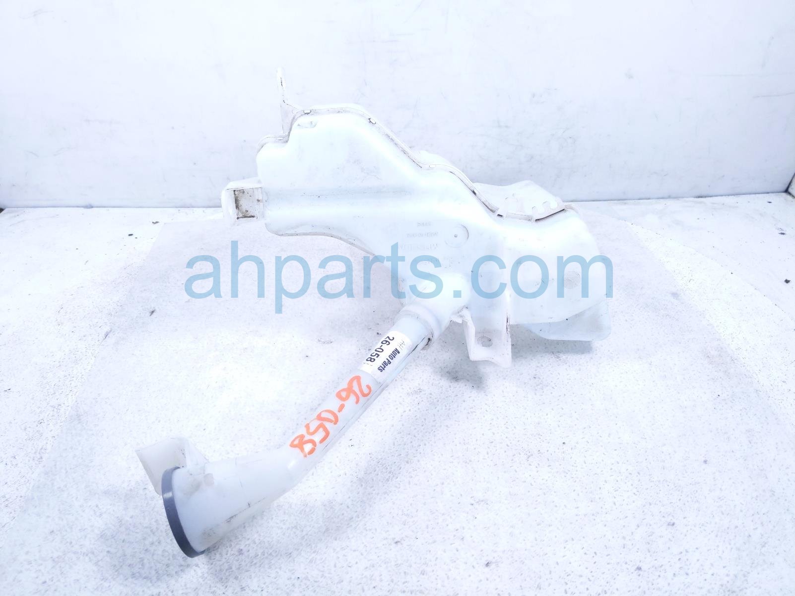 2024 Nissan Altima Windshield Washer Reservoir Tank 28910 6CA1B Replacement 2024 Nissan Altima Windshield Washer Reservoir Tank 28910 6CA1B Replacement