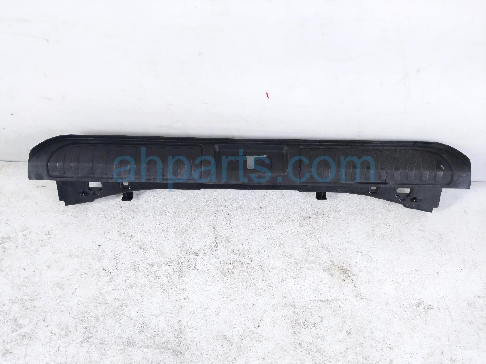 2020 Land Rover Range Rover Sport Rear Cargo Scuff Plate Blk LR116644 Replacement 2020 Land Rover Range Rover Sport Rear Cargo Scuff Plate Blk LR116644 Replacement thumbnail