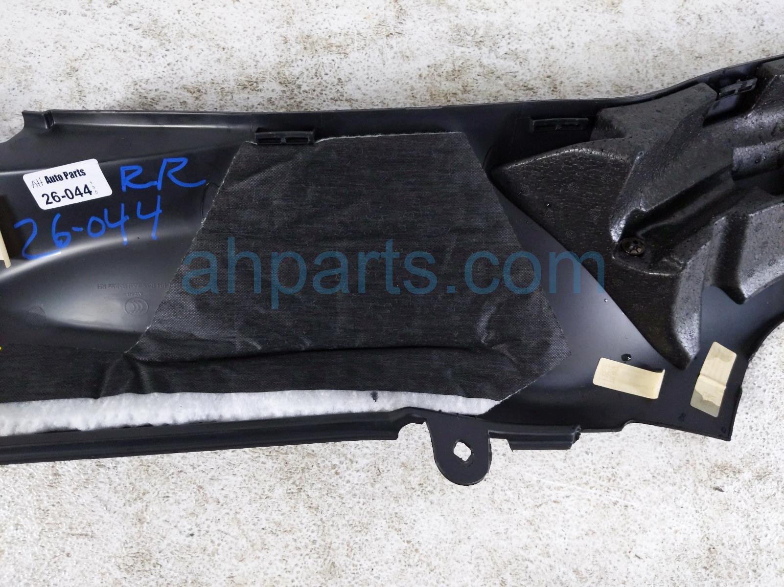 2020 Land Rover Range Rover Sport Rear Passenger Lower Pillar Trim Black LR128877 Replacement 2020 Land Rover Range Rover Sport Rear Passenger Lower Pillar Trim Black LR128877 Replacement thumbnail