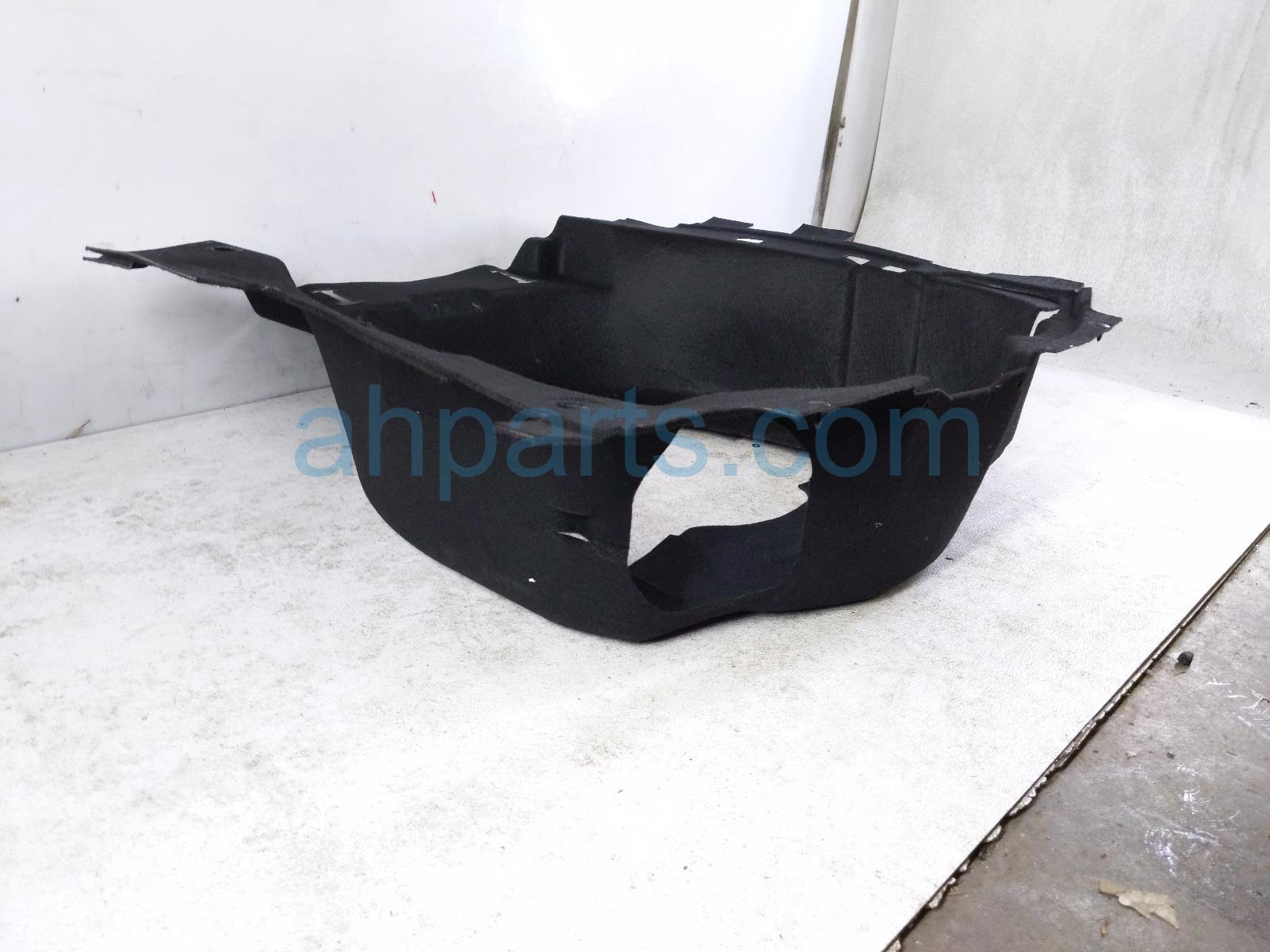 2020 Land Rover Range Rover Sport Rear Spare Tire Compt Trim LR100209 Replacement 2020 Land Rover Range Rover Sport Rear Spare Tire Compt Trim LR100209 Replacement thumbnail