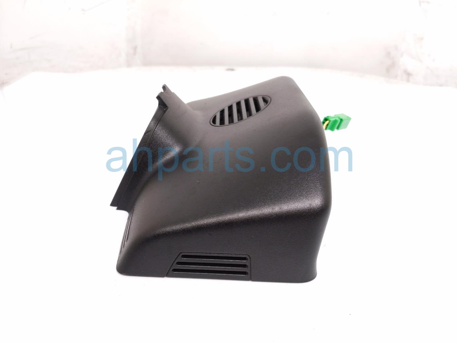 2020 Land Rover Range Rover Sport Rear View Mirror Cover Black LR083275 Replacement 2020 Land Rover Range Rover Sport Rear View Mirror Cover Black LR083275 Replacement thumbnail