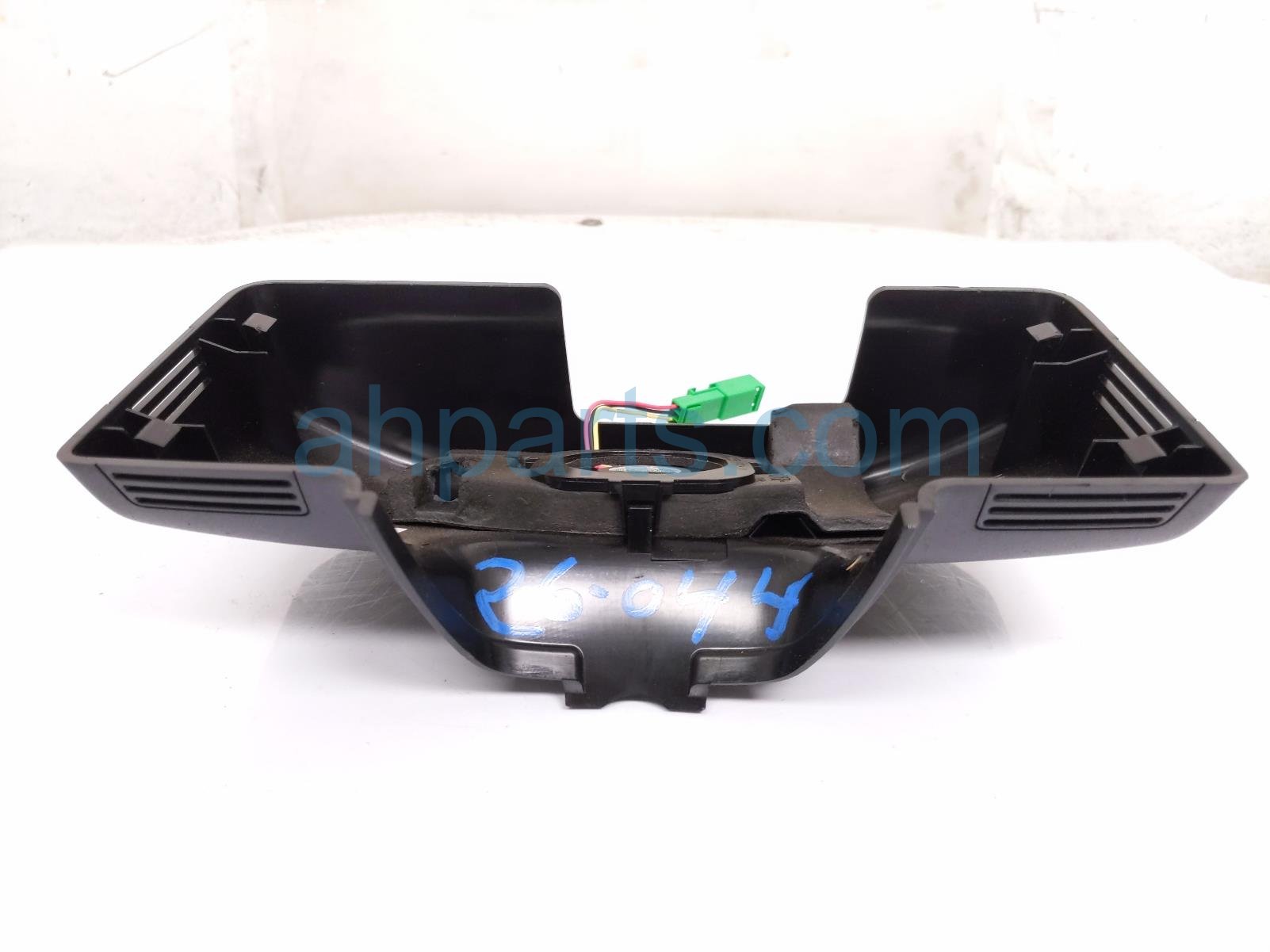 2020 Land Rover Range Rover Sport Rear View Mirror Cover Black LR083275 Replacement 2020 Land Rover Range Rover Sport Rear View Mirror Cover Black LR083275 Replacement thumbnail