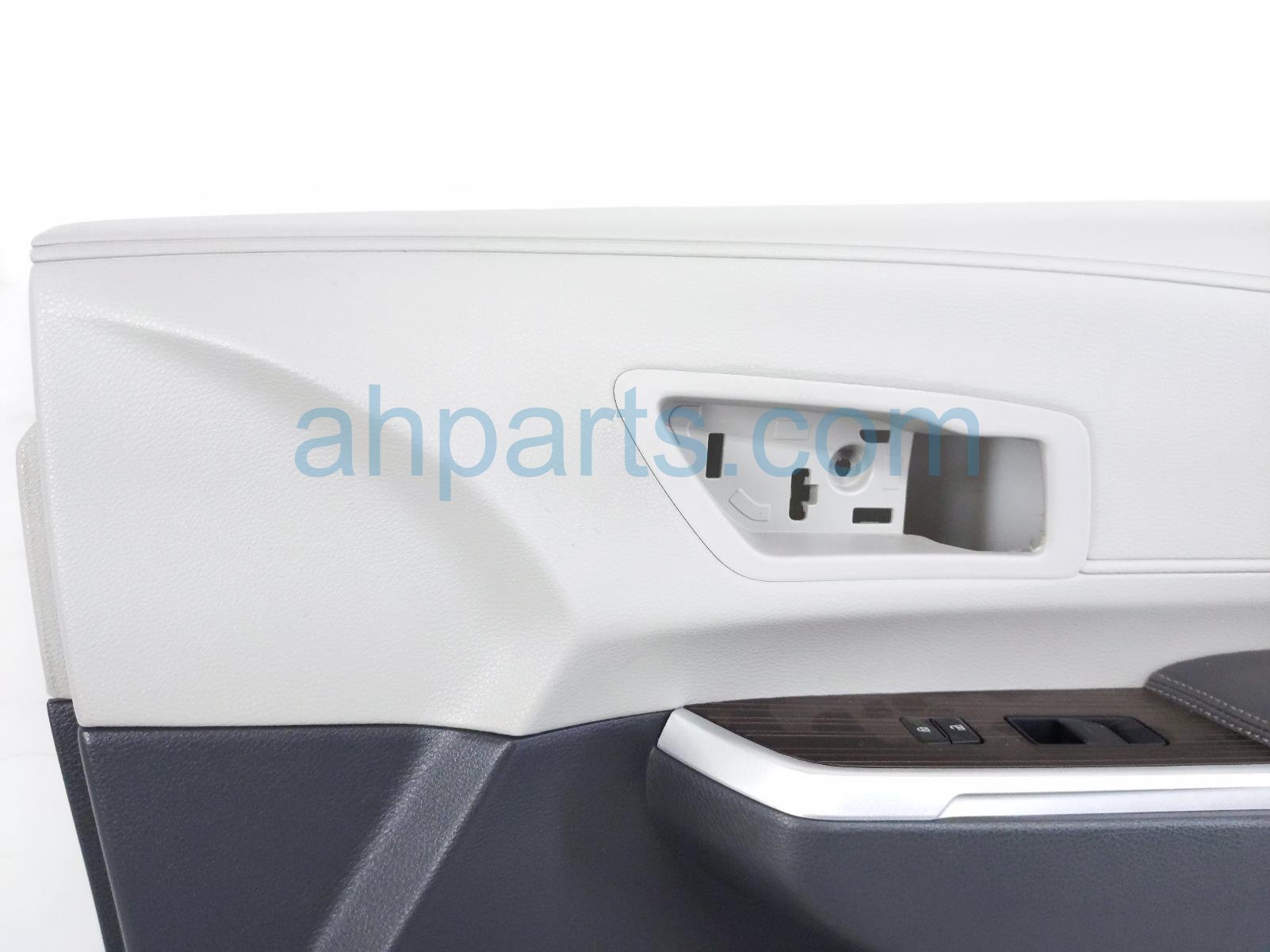 2021 Toyota Sienna Trim / Liner Front Passenger Interior Door Panel Grey 67610 08241 B3 Replacement 2021 Toyota Sienna Trim / Liner Front Passenger Interior Door Panel Grey 67610 08241 B3 Replacement thumbnail