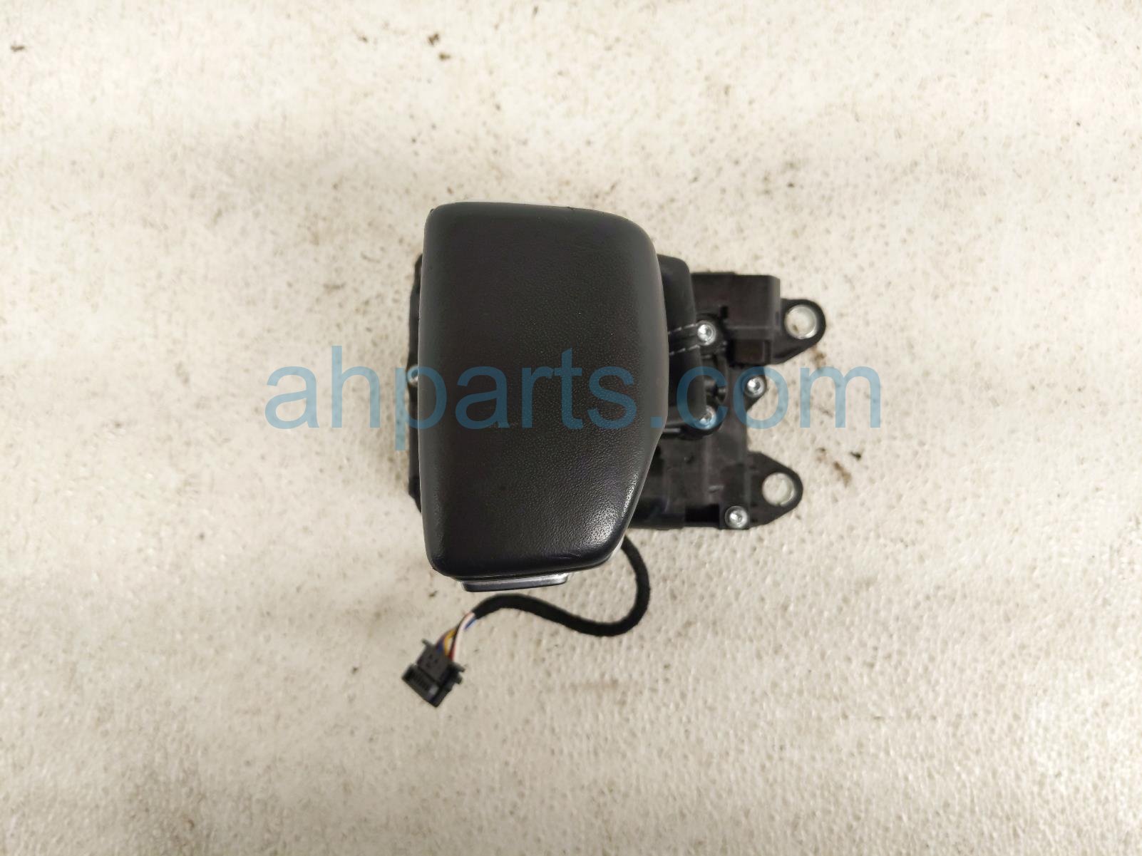 Audi A/T FLOOR SHIFTER ASSY W/KNOB - 3.0T