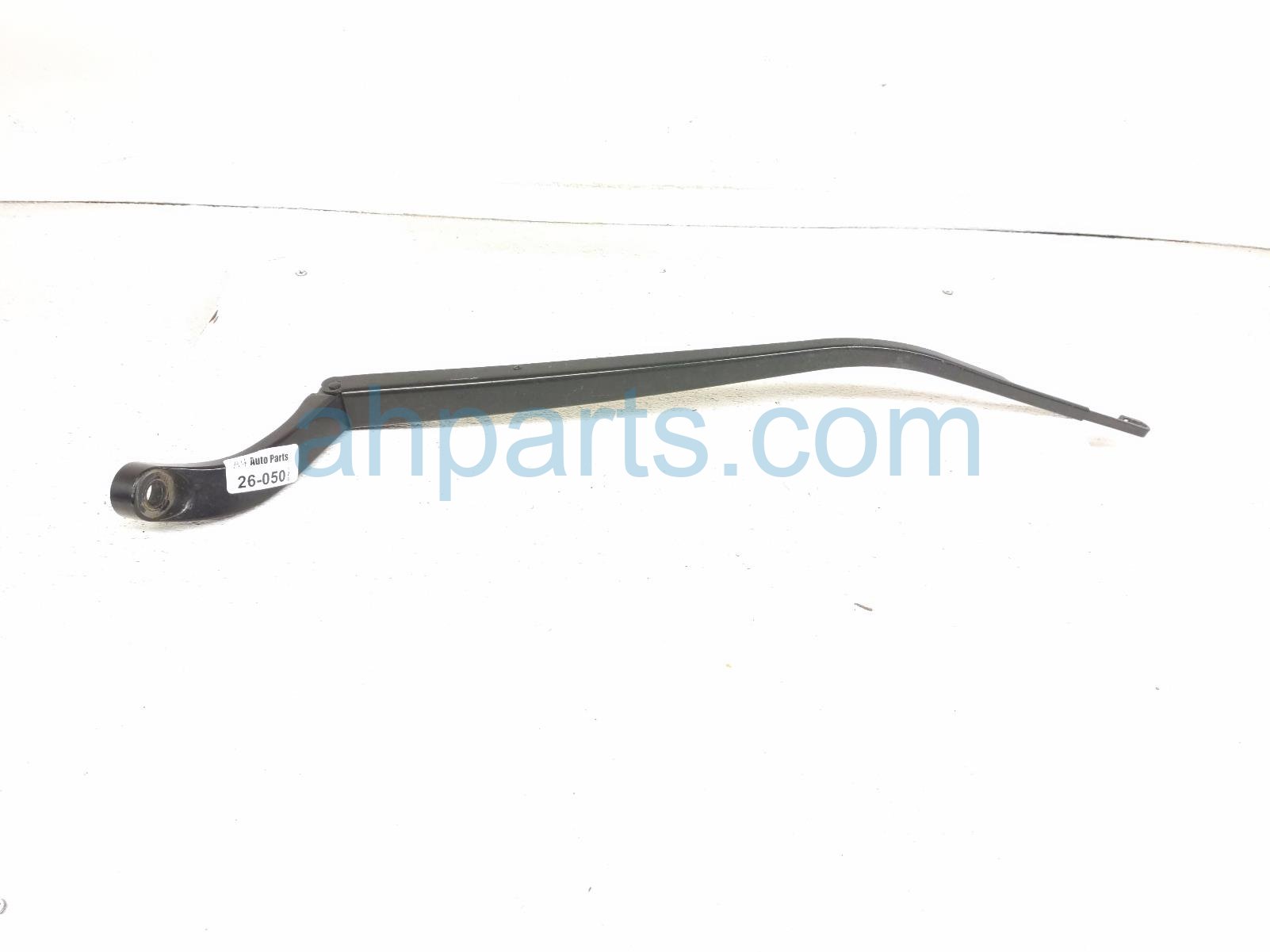 Honda RH WINDSHIELD WIPER ARM
