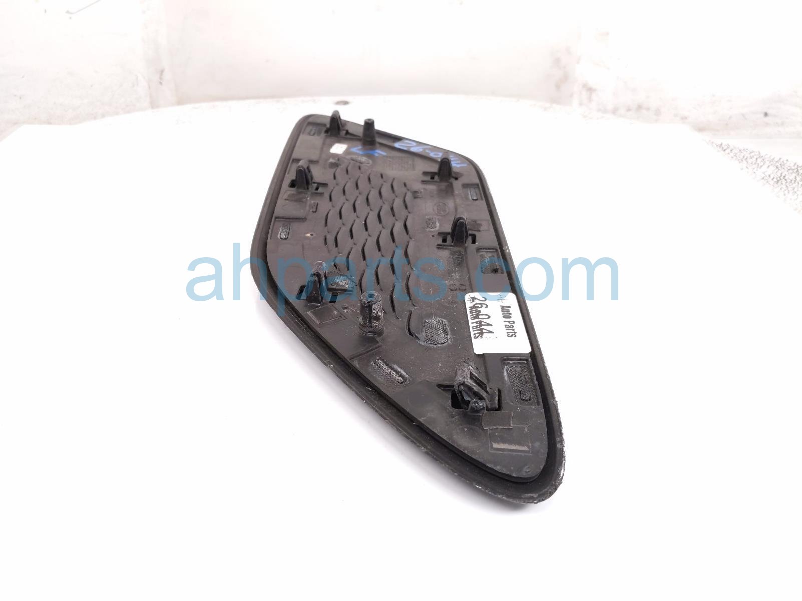 2020 Land Rover Range Rover Sport Front Driver Hood Garnish Blk LR098765 Replacement 2020 Land Rover Range Rover Sport Front Driver Hood Garnish Blk LR098765 Replacement thumbnail