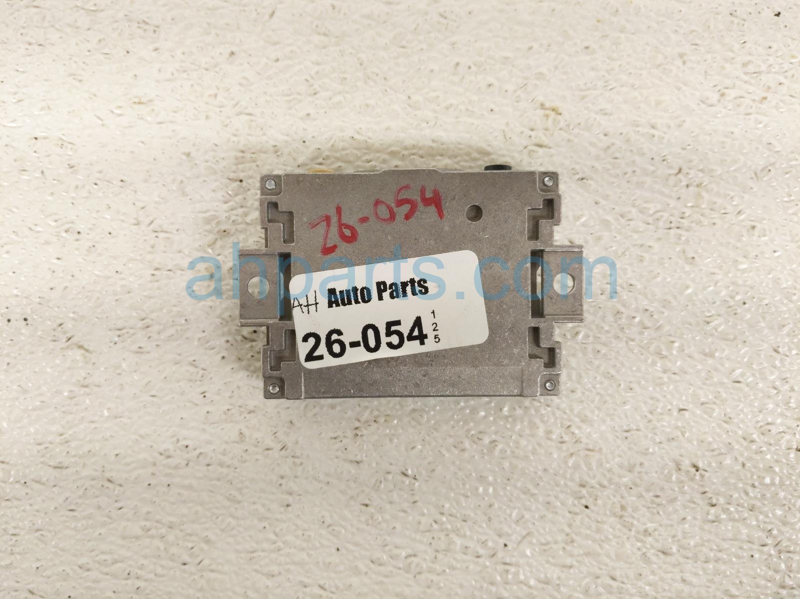 Audi ANTENNA AMPLIFIER MODULE UNIT