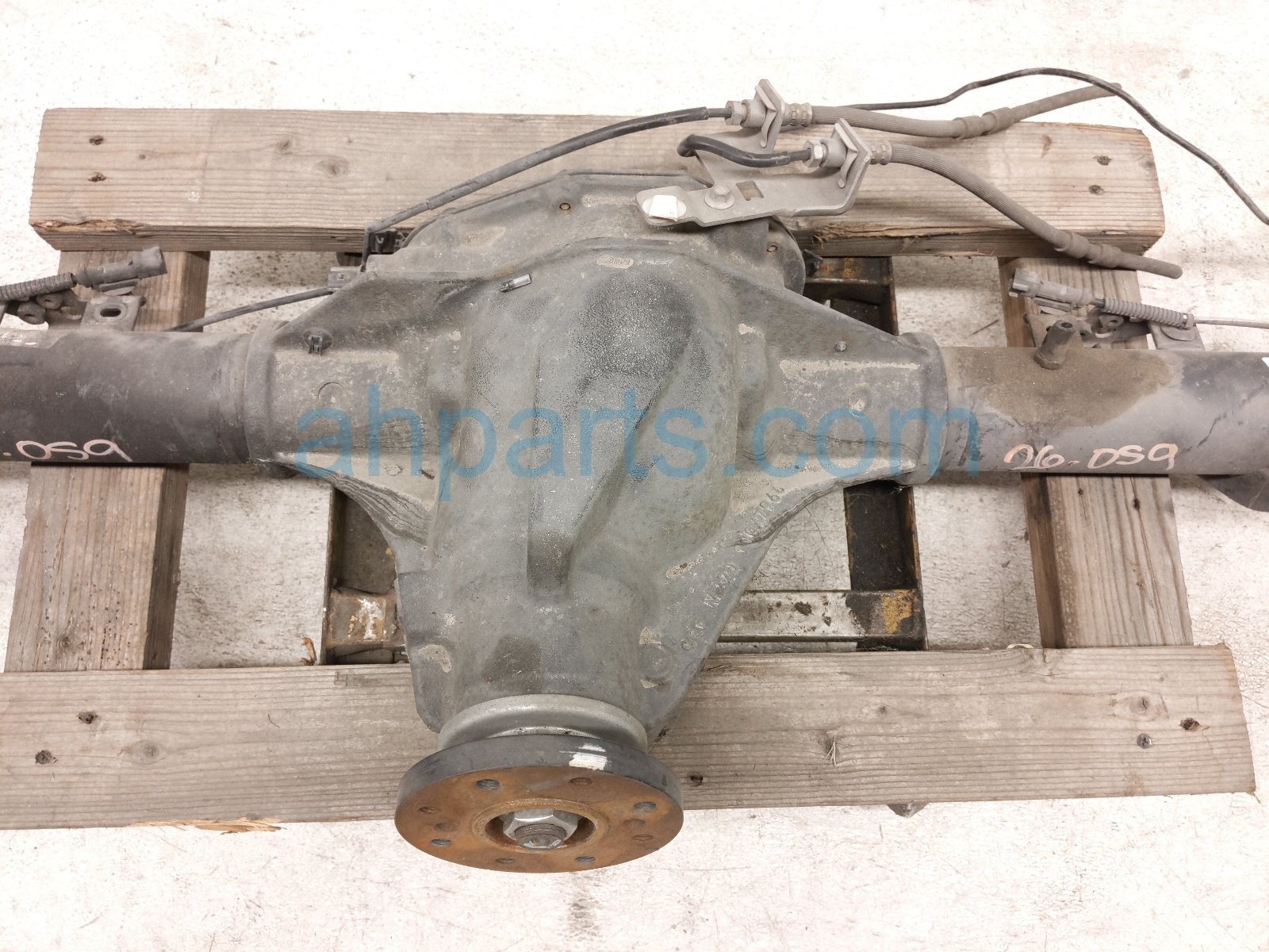 2021 Ford Ranger Rear Differential W/ Axles 56k Mil KB3G 4001 BJ Replacement 2021 Ford Ranger Rear Differential W/ Axles 56k Mil KB3G 4001 BJ Replacement thumbnail