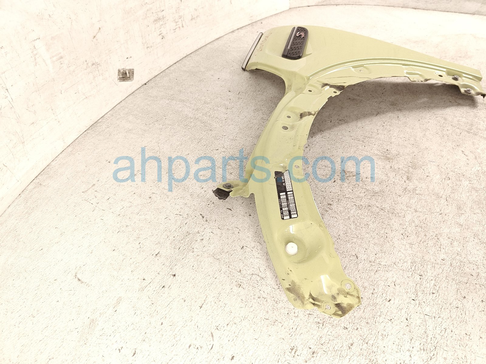 2023 BMW Mini Cooper Front Driver Fender Yellow 41 00 7 374 521 Replacement 2023 BMW Mini Cooper Front Driver Fender Yellow 41 00 7 374 521 Replacement thumbnail