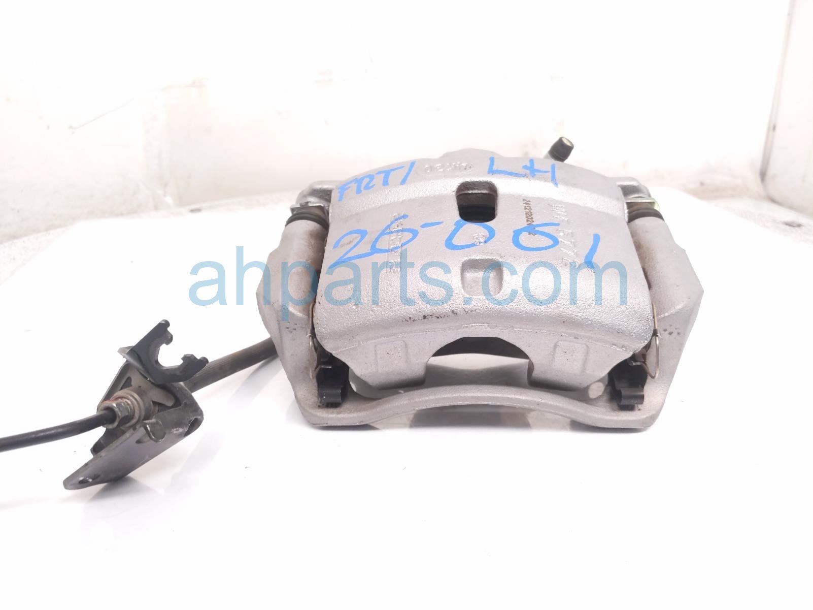 Honda FR/LH BRAKE CALIPER