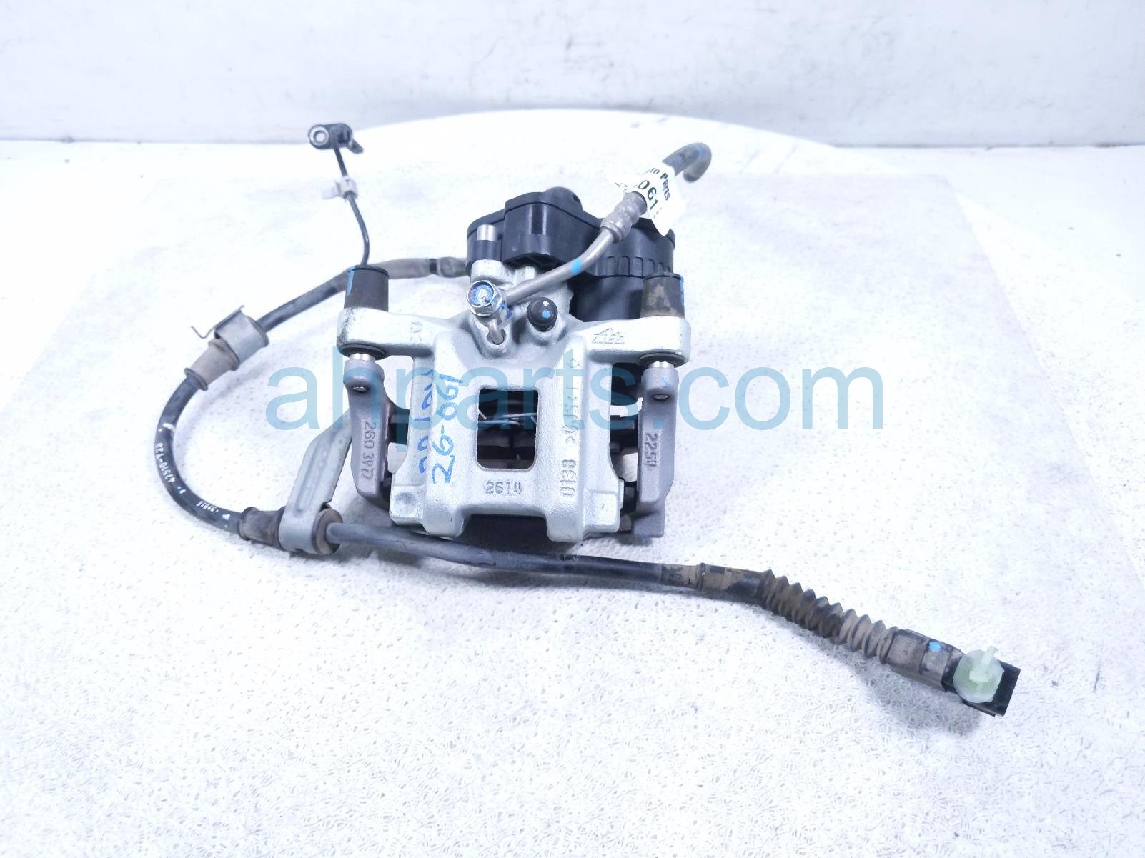 Honda RR/RH BRAKE CALIPER