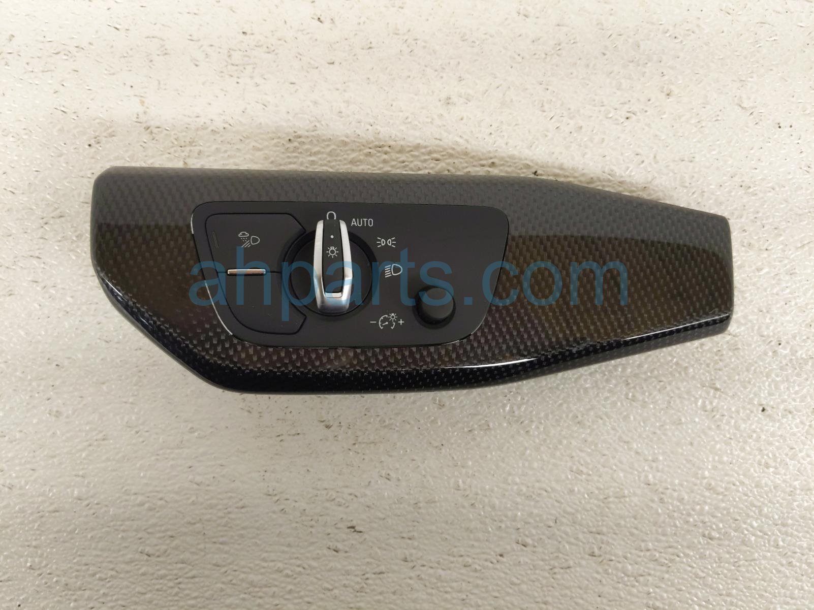 Audi HEADLAMP SW W/CARBON TRIM-LH