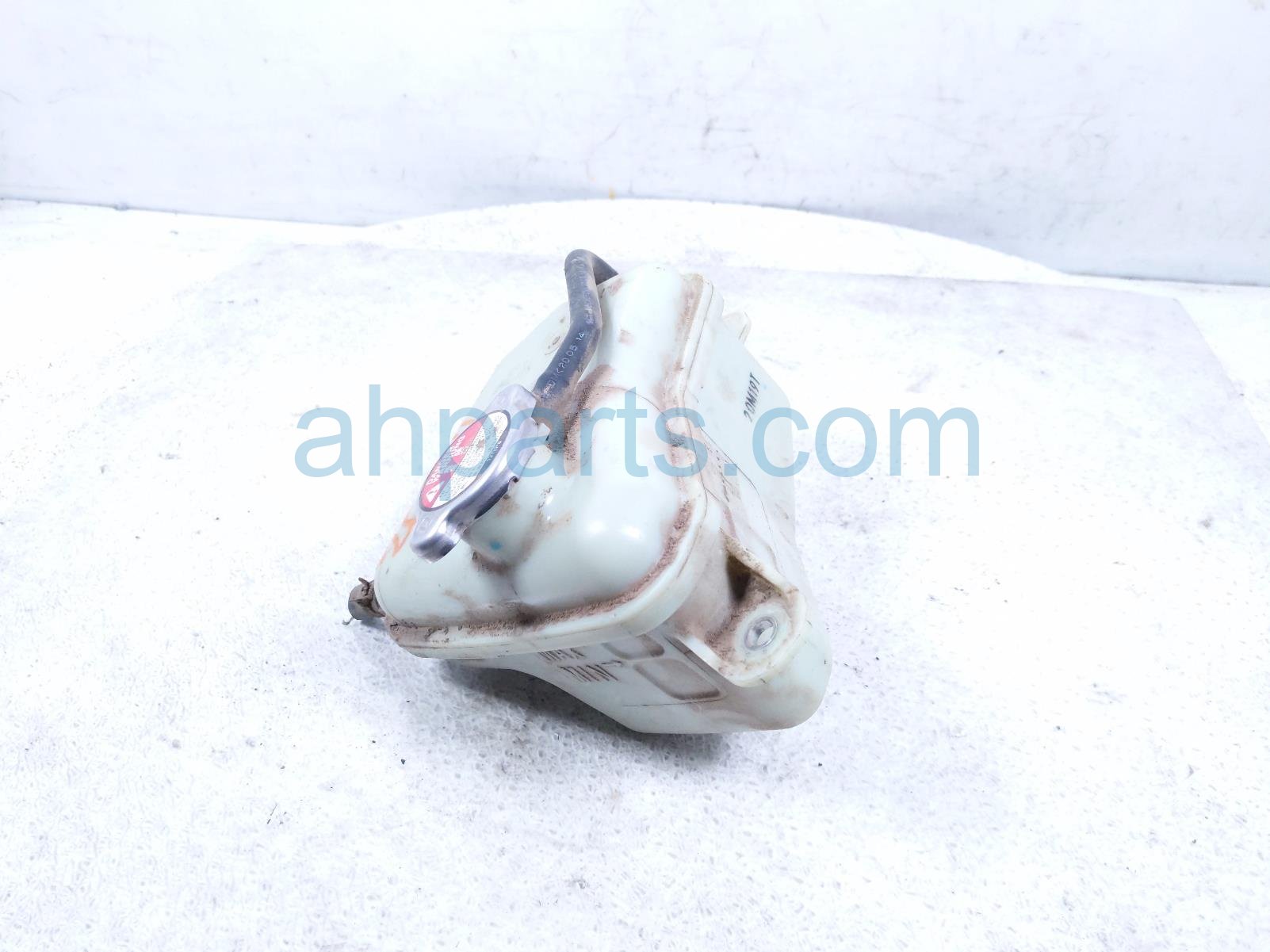 2021 Honda Civic Coolant Overflow Reservoir Tank 19101 5BF G01 Replacement 2021 Honda Civic Coolant Overflow Reservoir Tank 19101 5BF G01 Replacement thumbnail