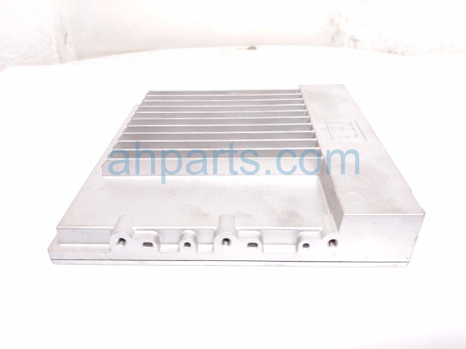 Toyota RADIO AMPLIFIER UNIT