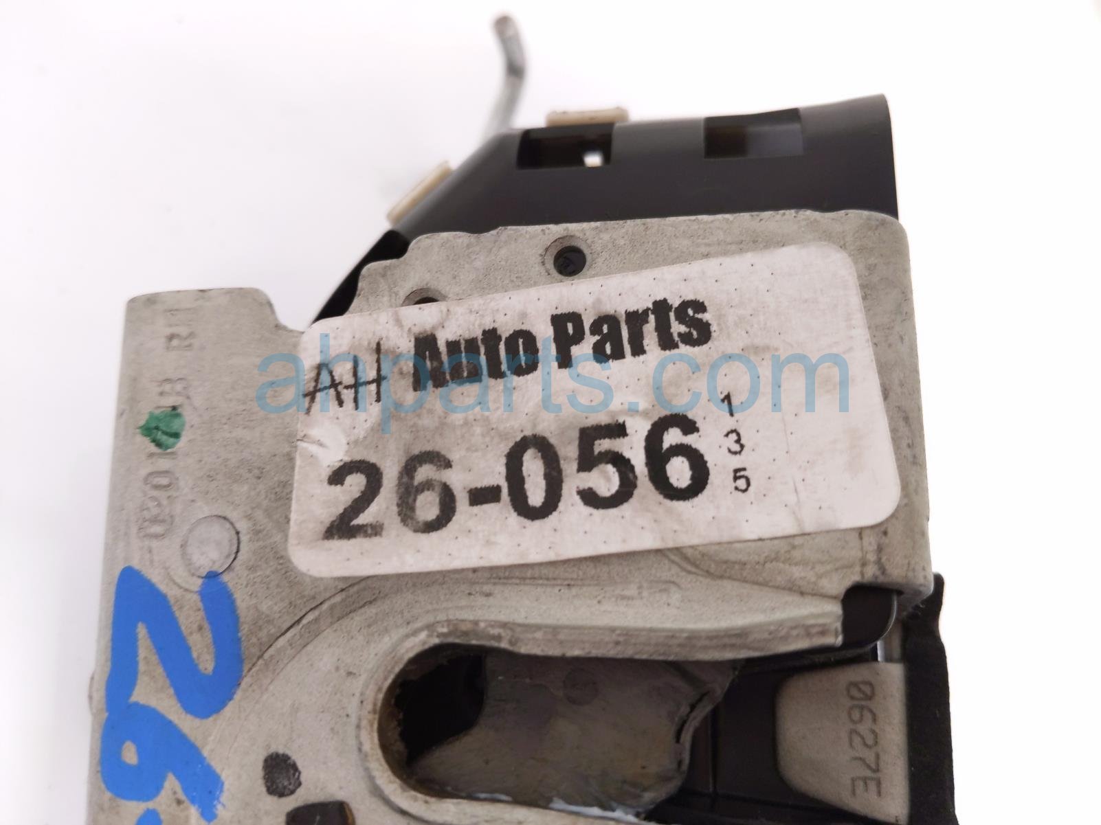 2017 Jeep Wrangler Rear Passenger Door Lock Actuator & Latch 4589022AL Replacement 2017 Jeep Wrangler Rear Passenger Door Lock Actuator & Latch 4589022AL Replacement thumbnail