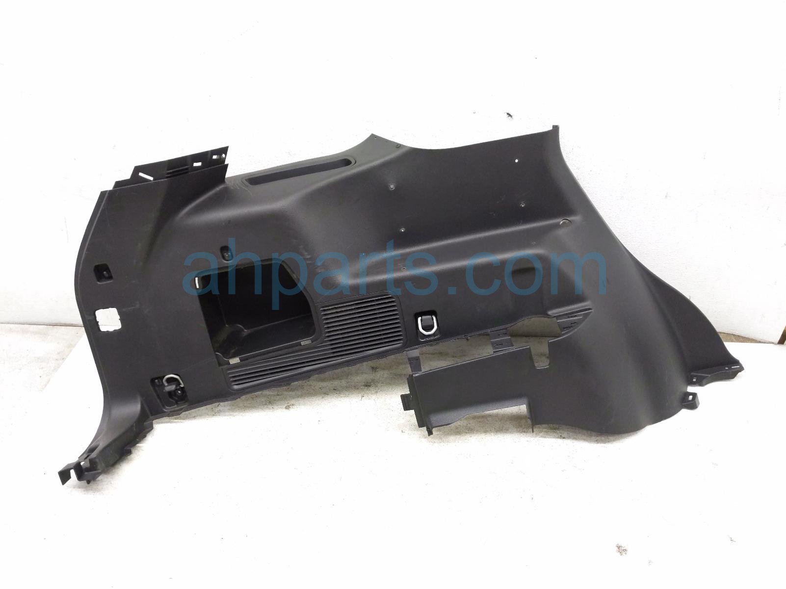 Driver INSIDE QUARTER TRIM PANEL - BLACK